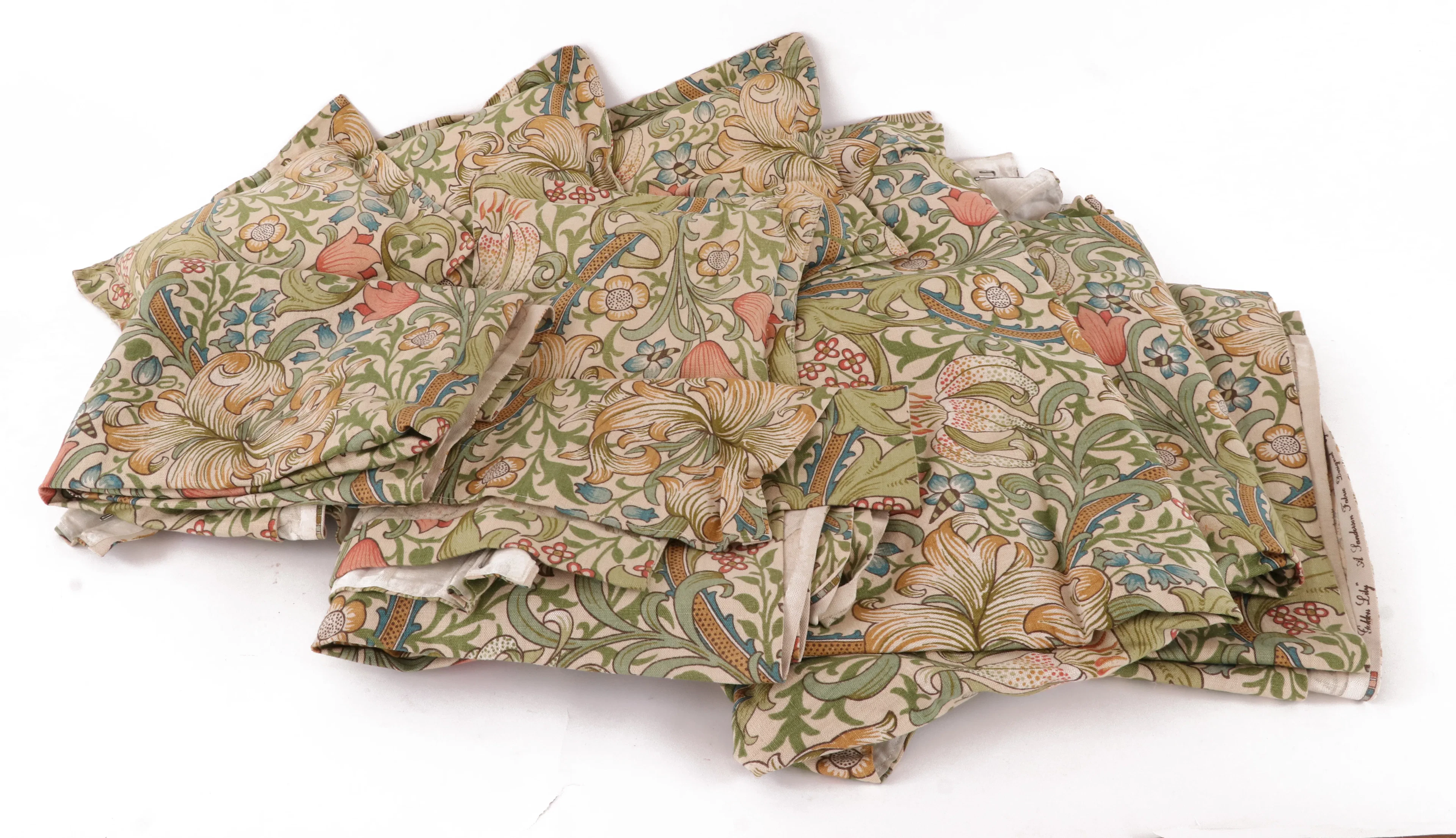 Textilier, "Golden Lily", William Morris