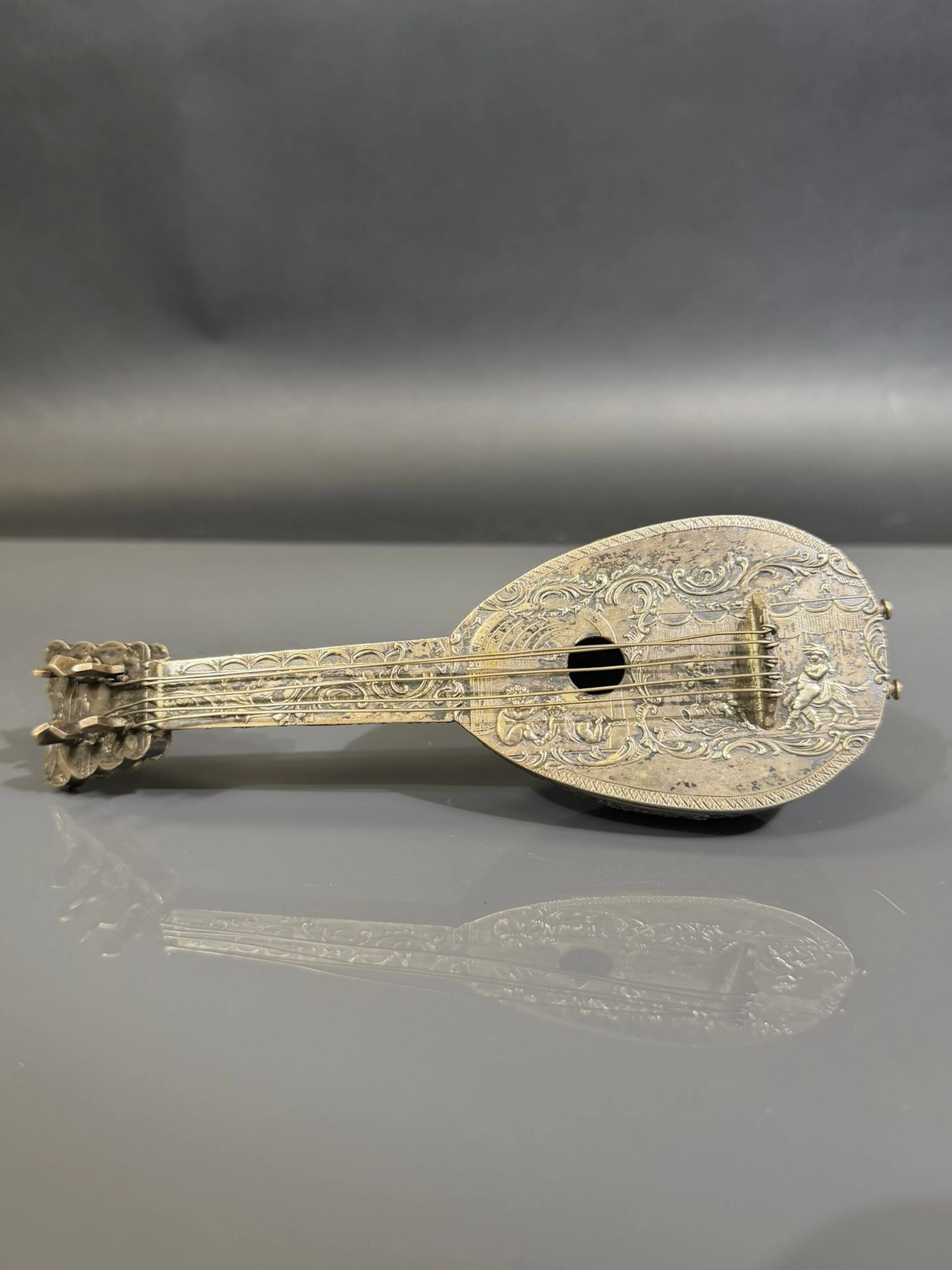 925-part thousand silver mandolin with entrelac decoration - Lot 198
