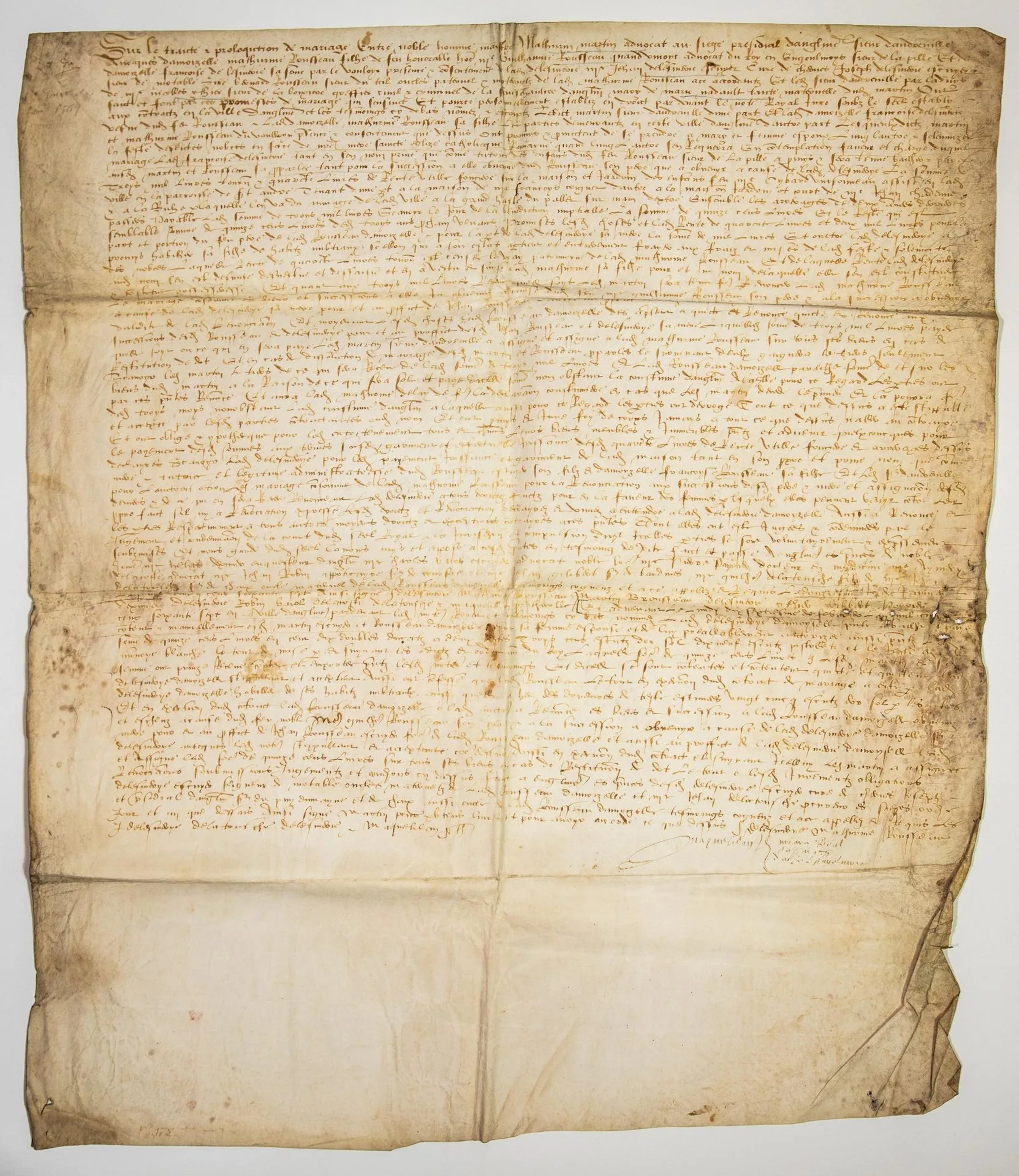 CHARENTE. 1567. MARRIAGE CONTRACT made in ANGOULÊME, in Febr - Lot 2