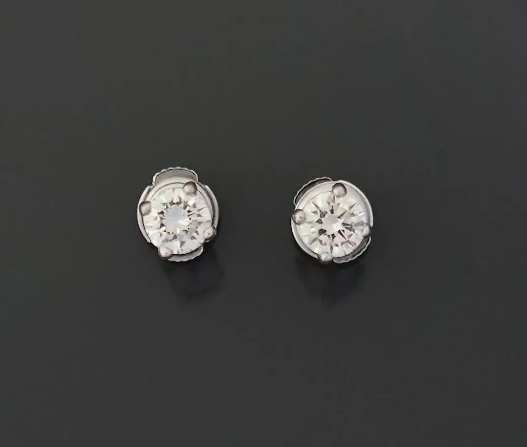 A pair of 18K 750 white gold stud earrings, rhodium-plated, - Lot 259