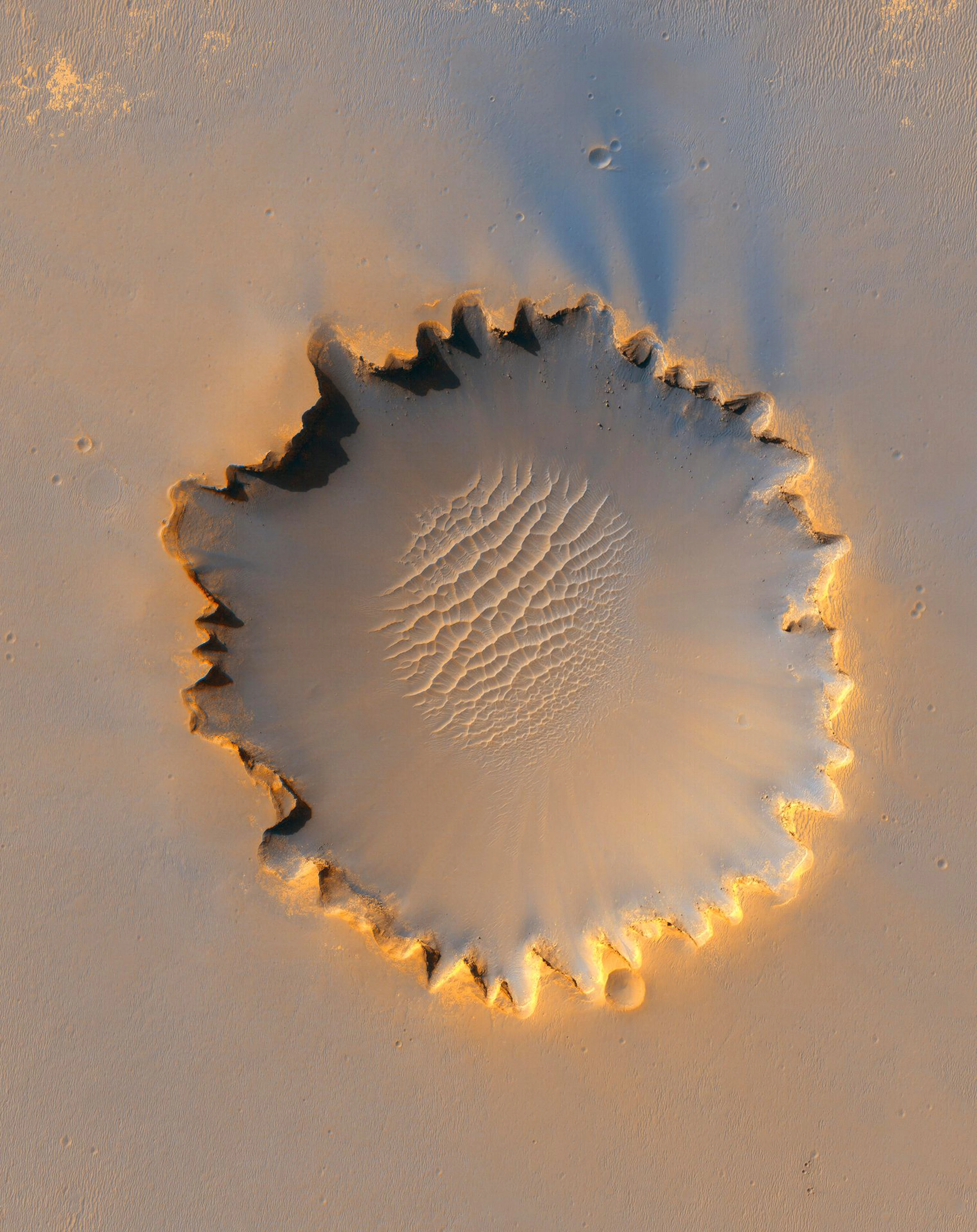NASA. LARGE FORMAT. Victoria Crater – Planet Mars - Lot 243