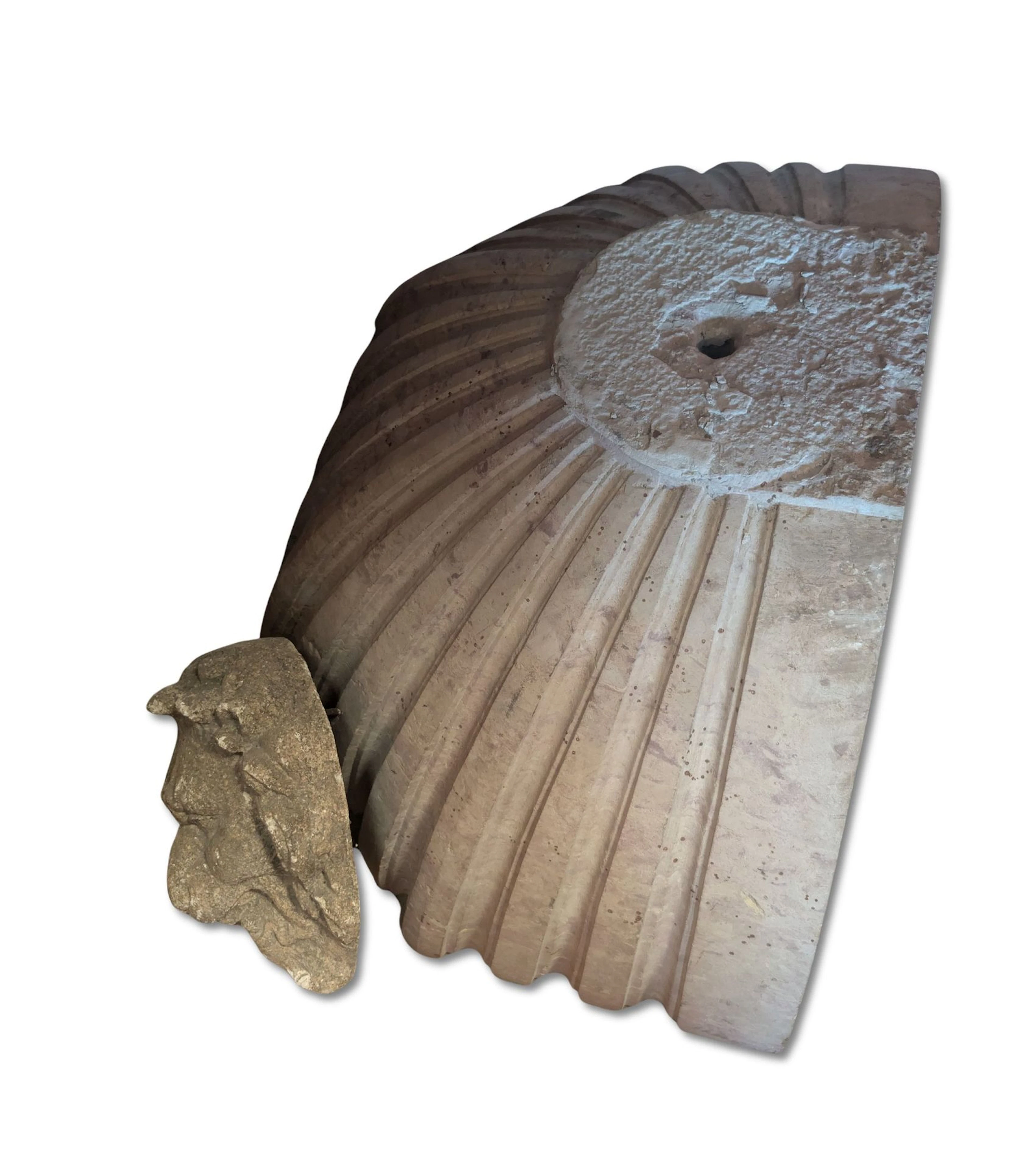 Stone fountain elements - Lot 115