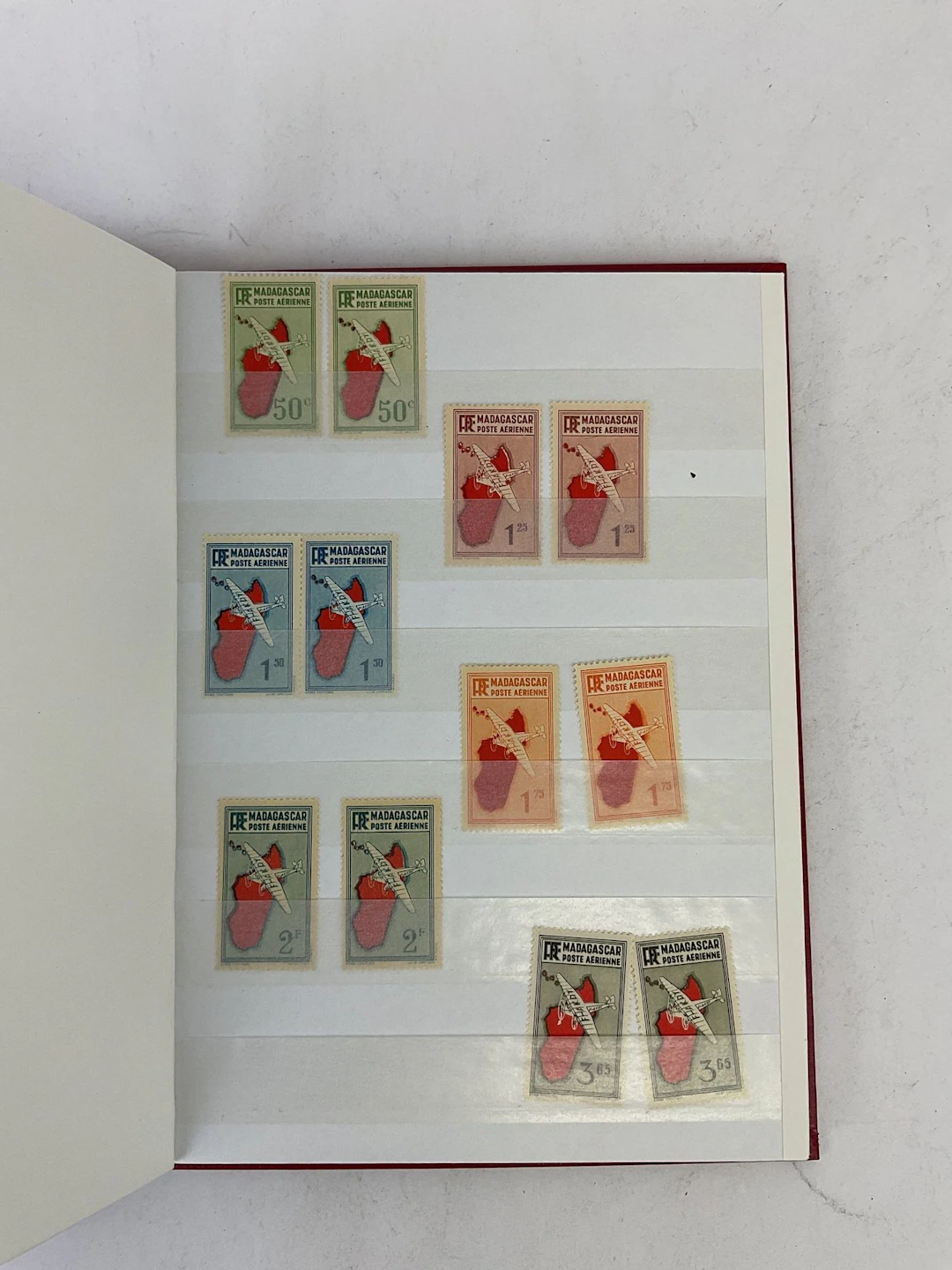 Madagascar - PA: Air Mail Stamps in sheets. Price: €540. - Lot 127