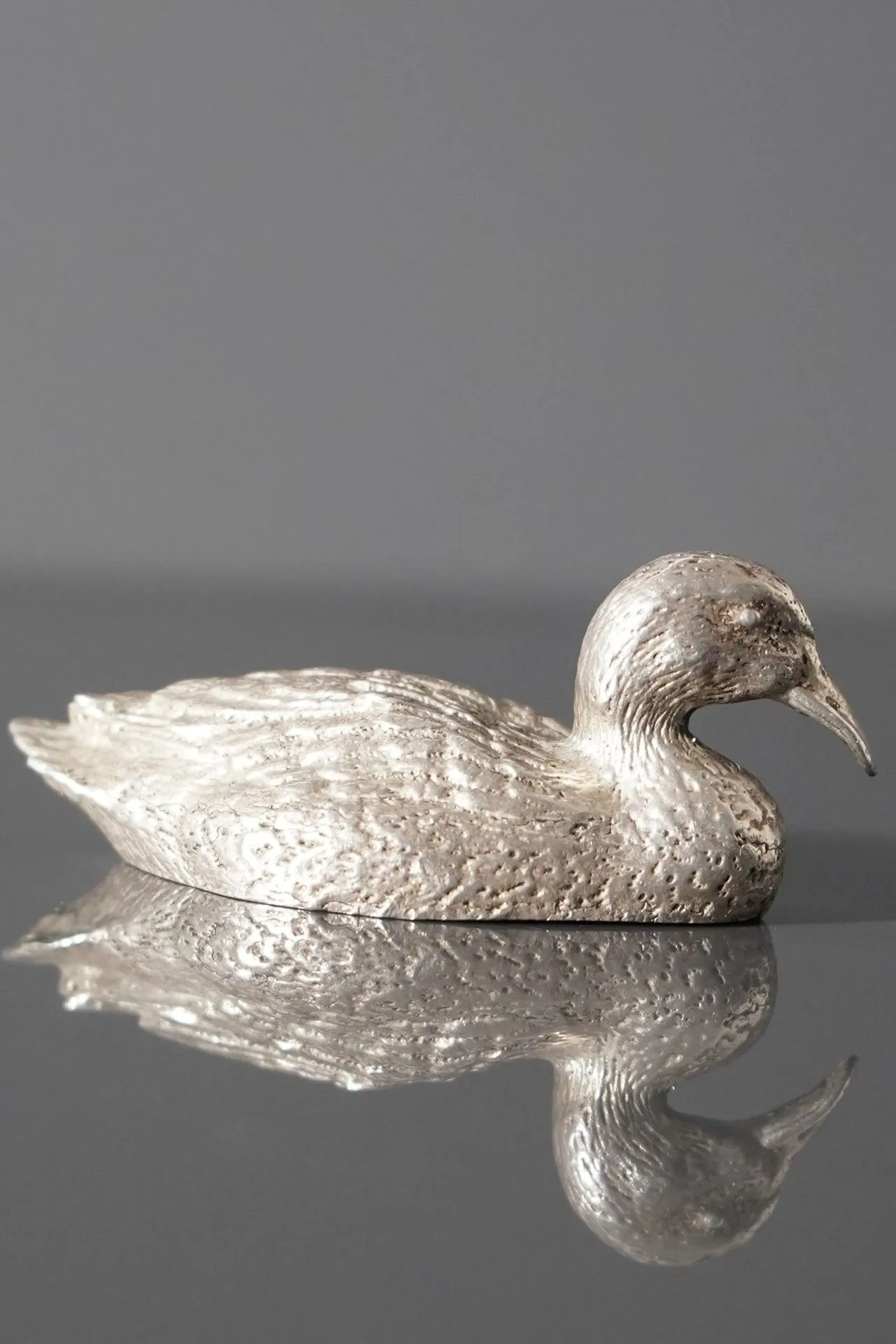 925 thousandths silver subject in the shape of a duck. - Lot 184