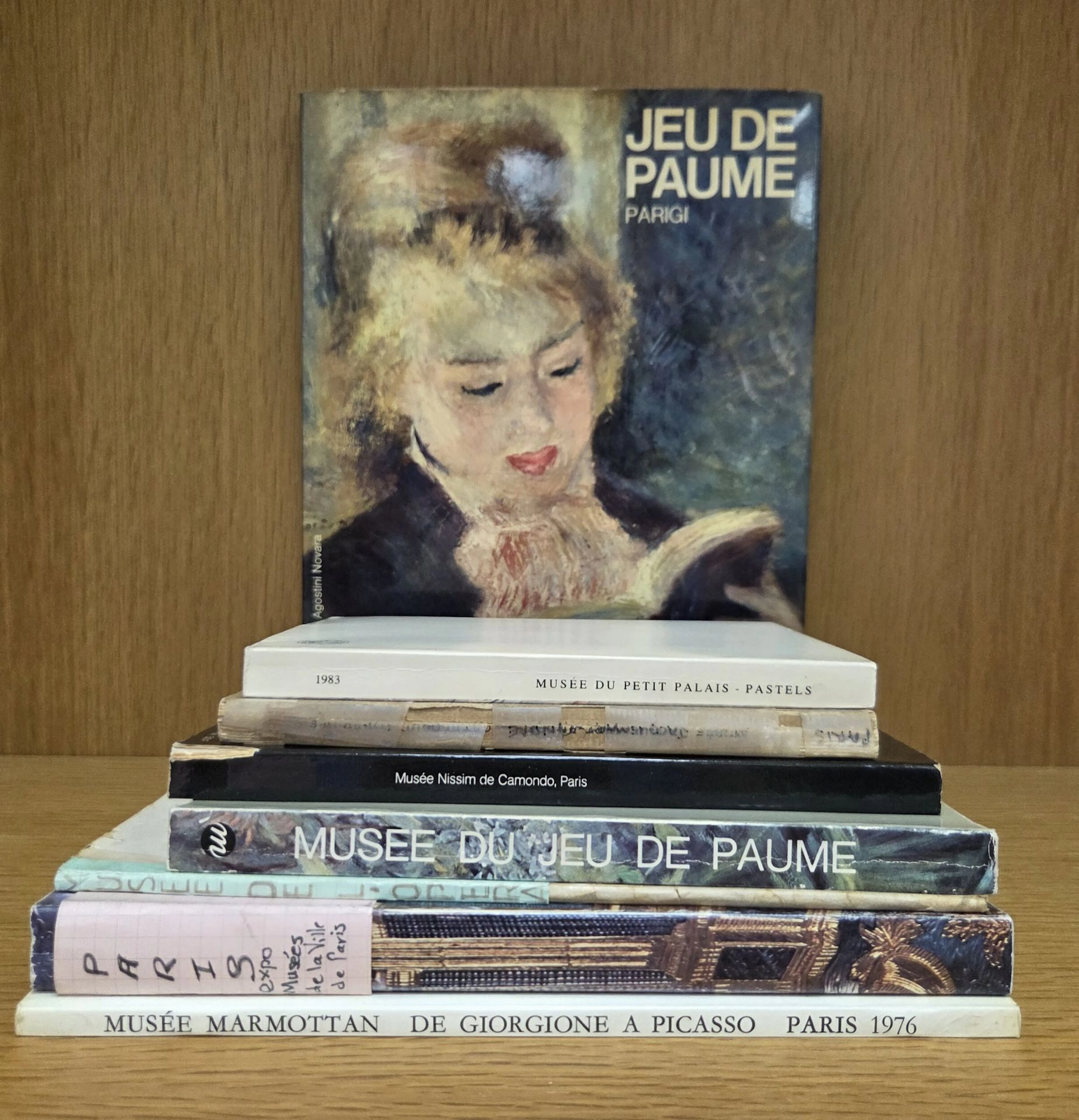 Set of books on Parisian public collections, including: - Mu - Lot 360