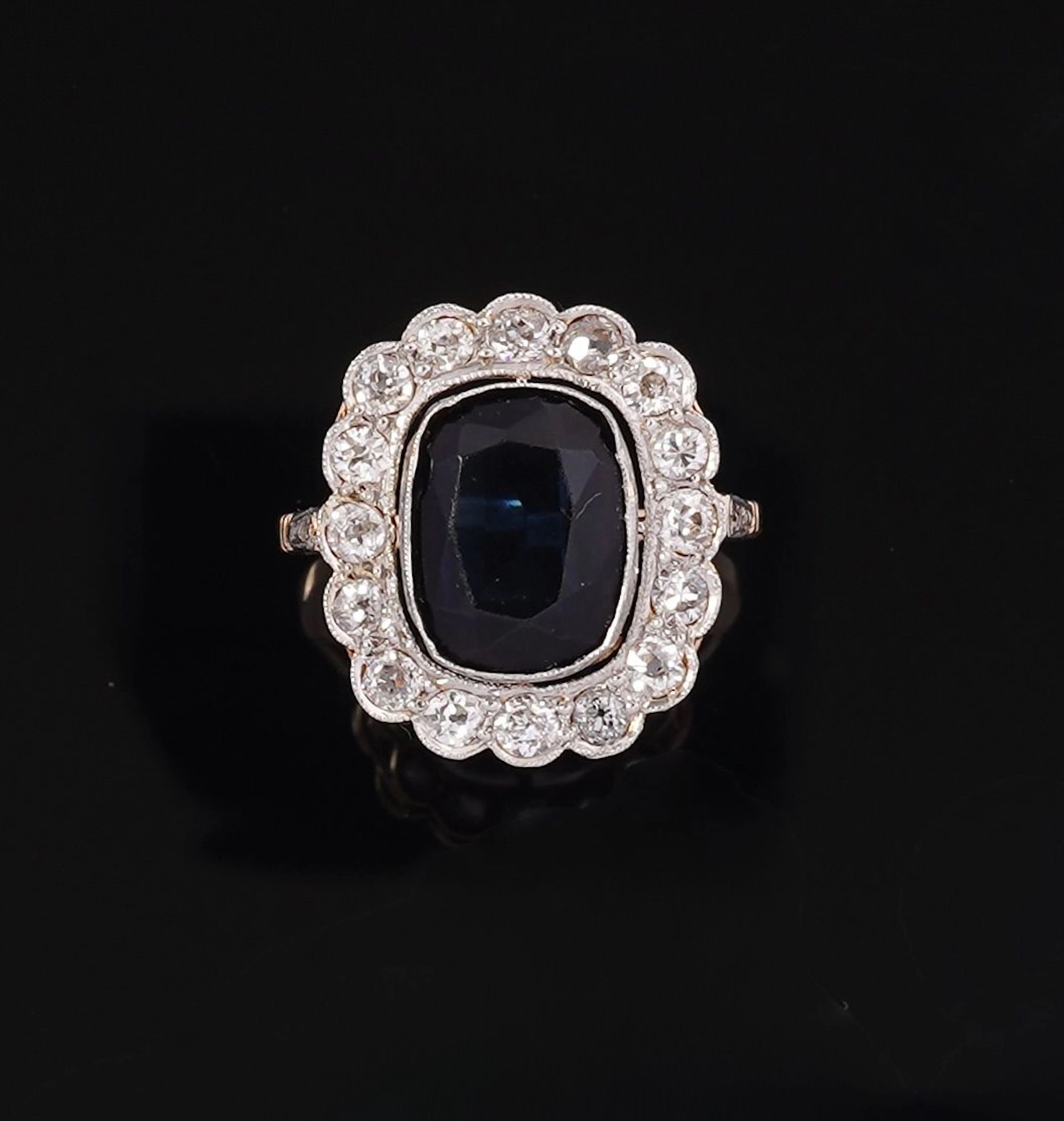Ring in 18k yellow gold (750 parts per thousand) and platinu - Lot 363