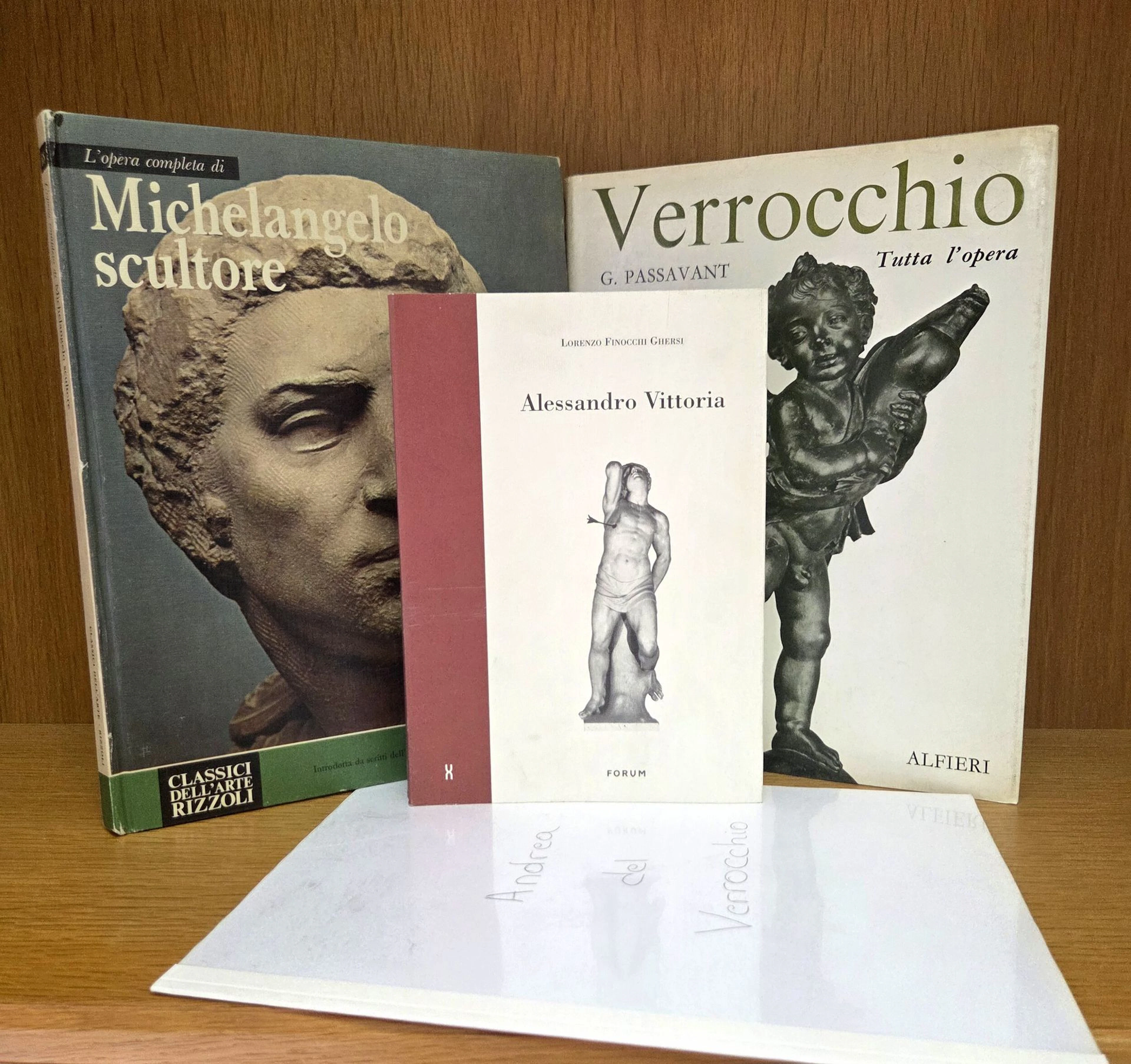 Set of books on Italian sculpture: - Lot 308