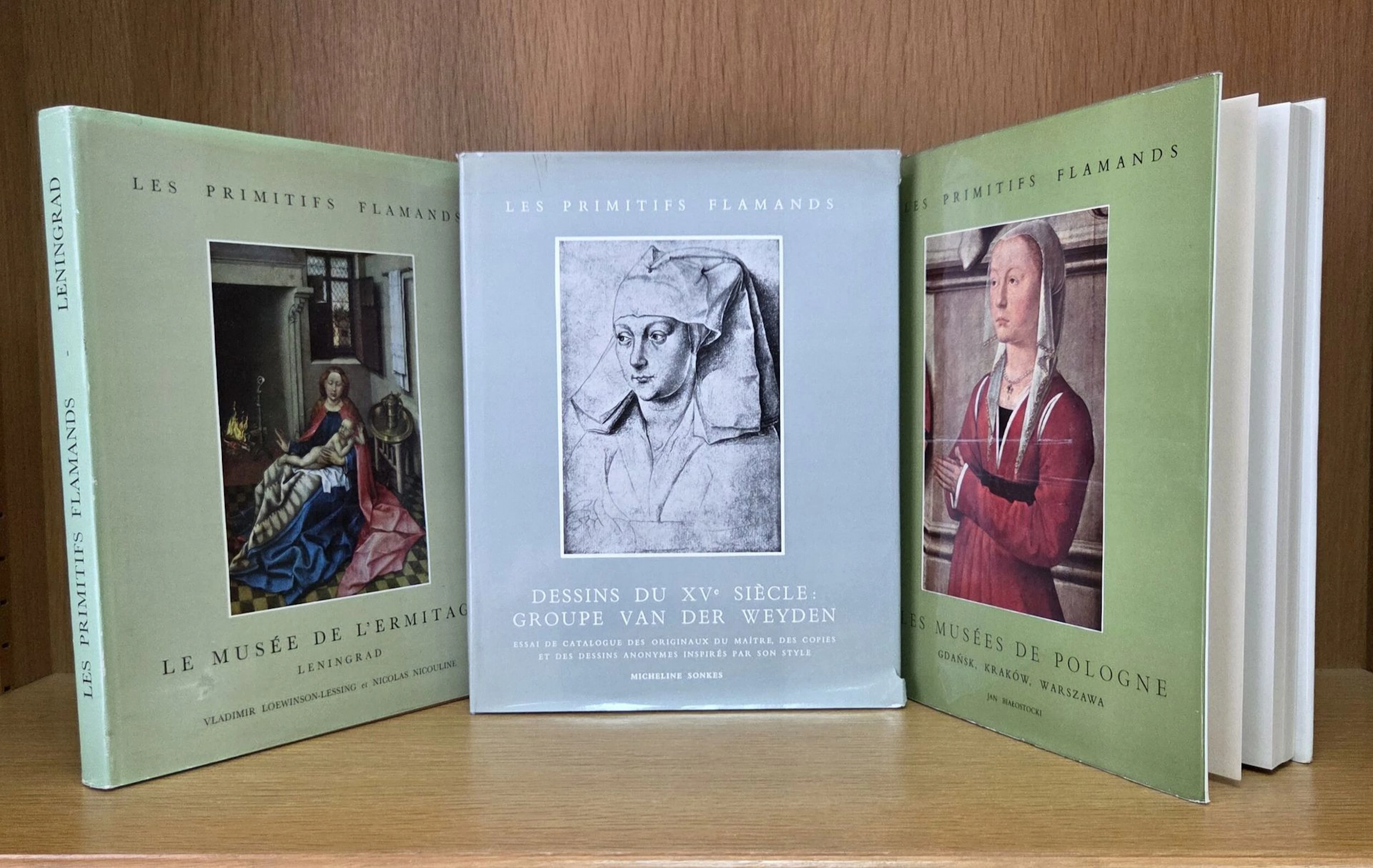 Set of three volumes on Flemish primitive painting: - Lot 542