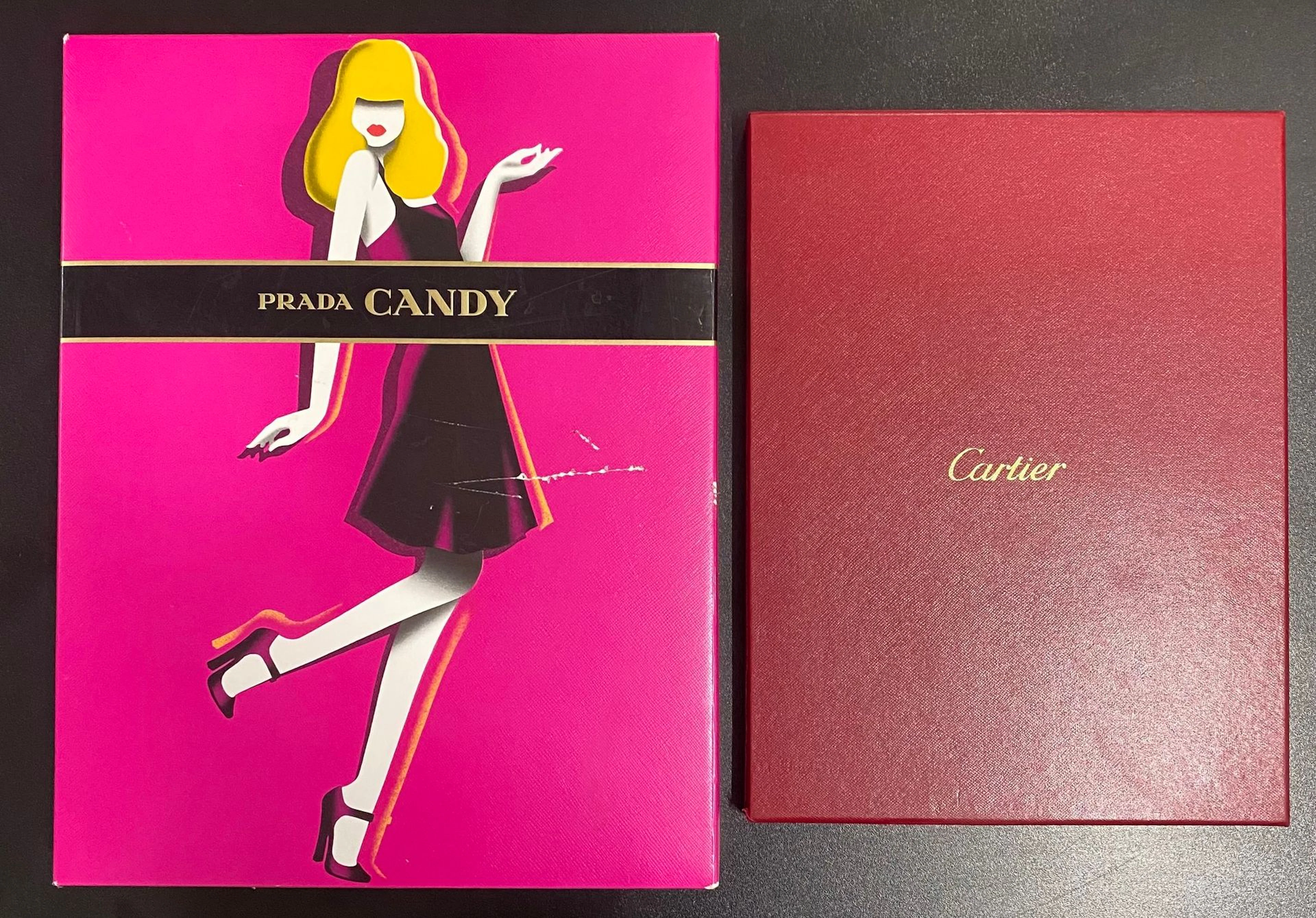 A collection of three books and catalogs from luxury fashion - Lot 15