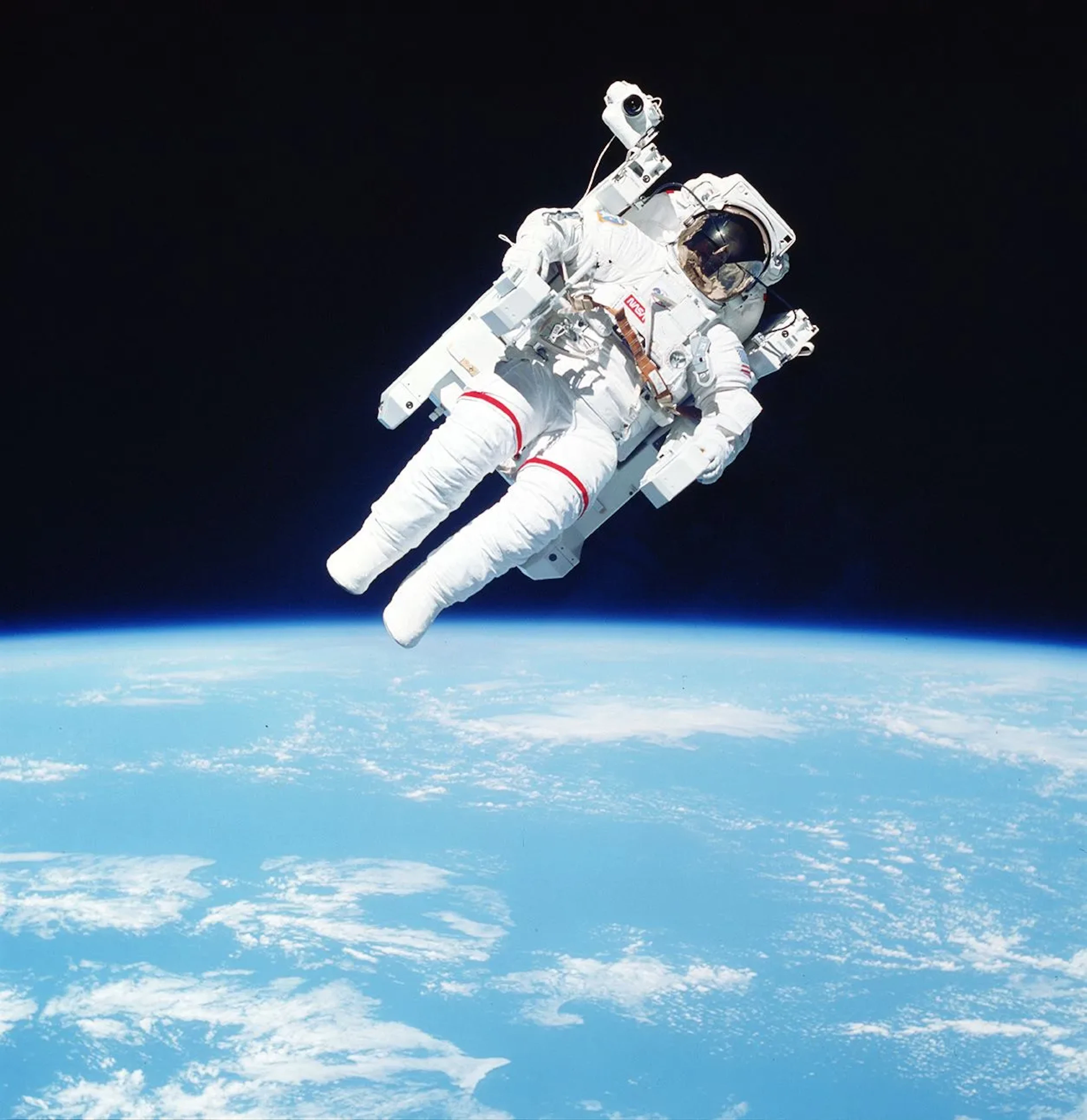 NASA. LARGE FORMAT. HISTORIC MISSION STS-41-B. Bruce McCandl - Lot 157