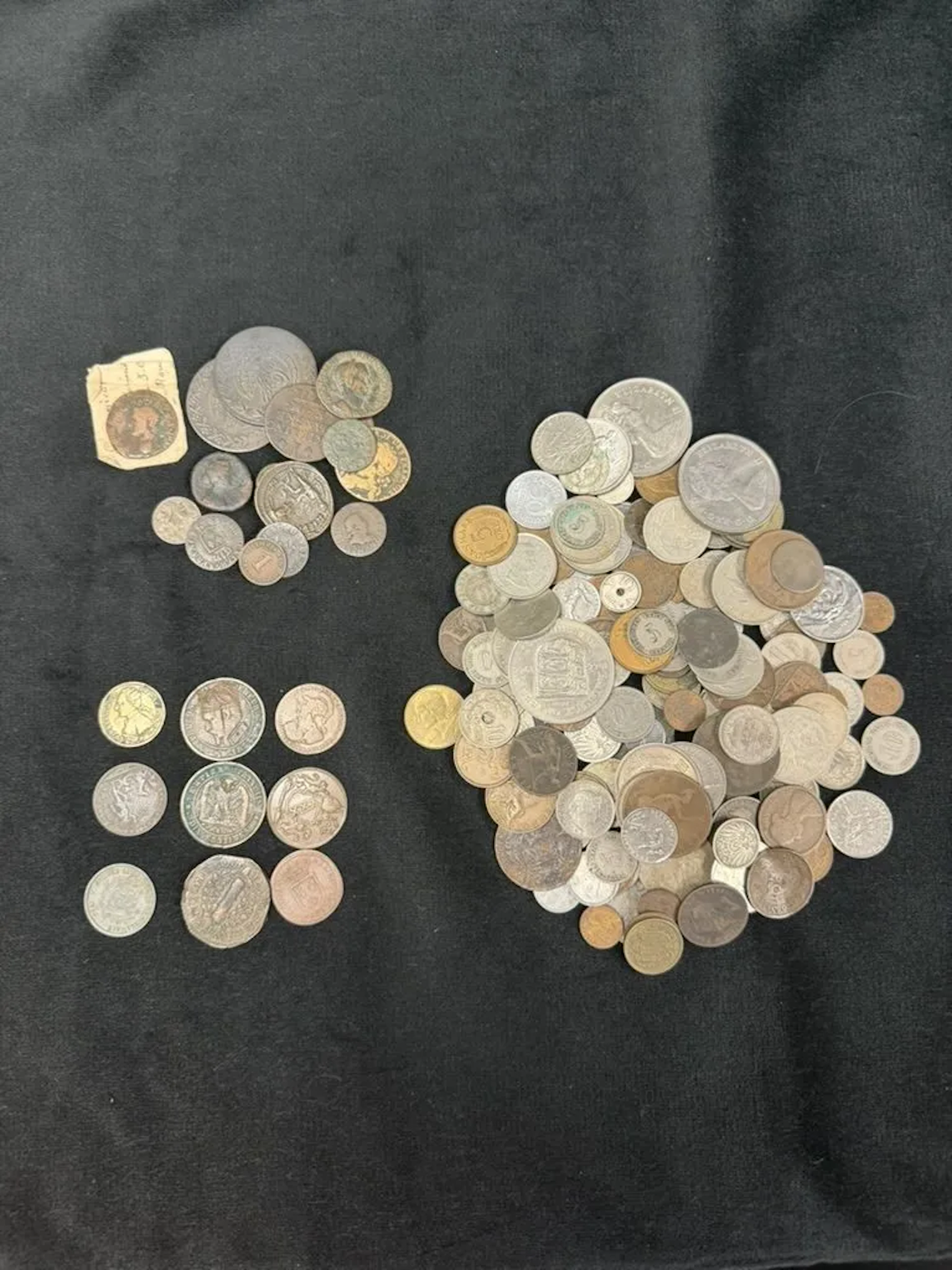 TOKENS - Lot 145