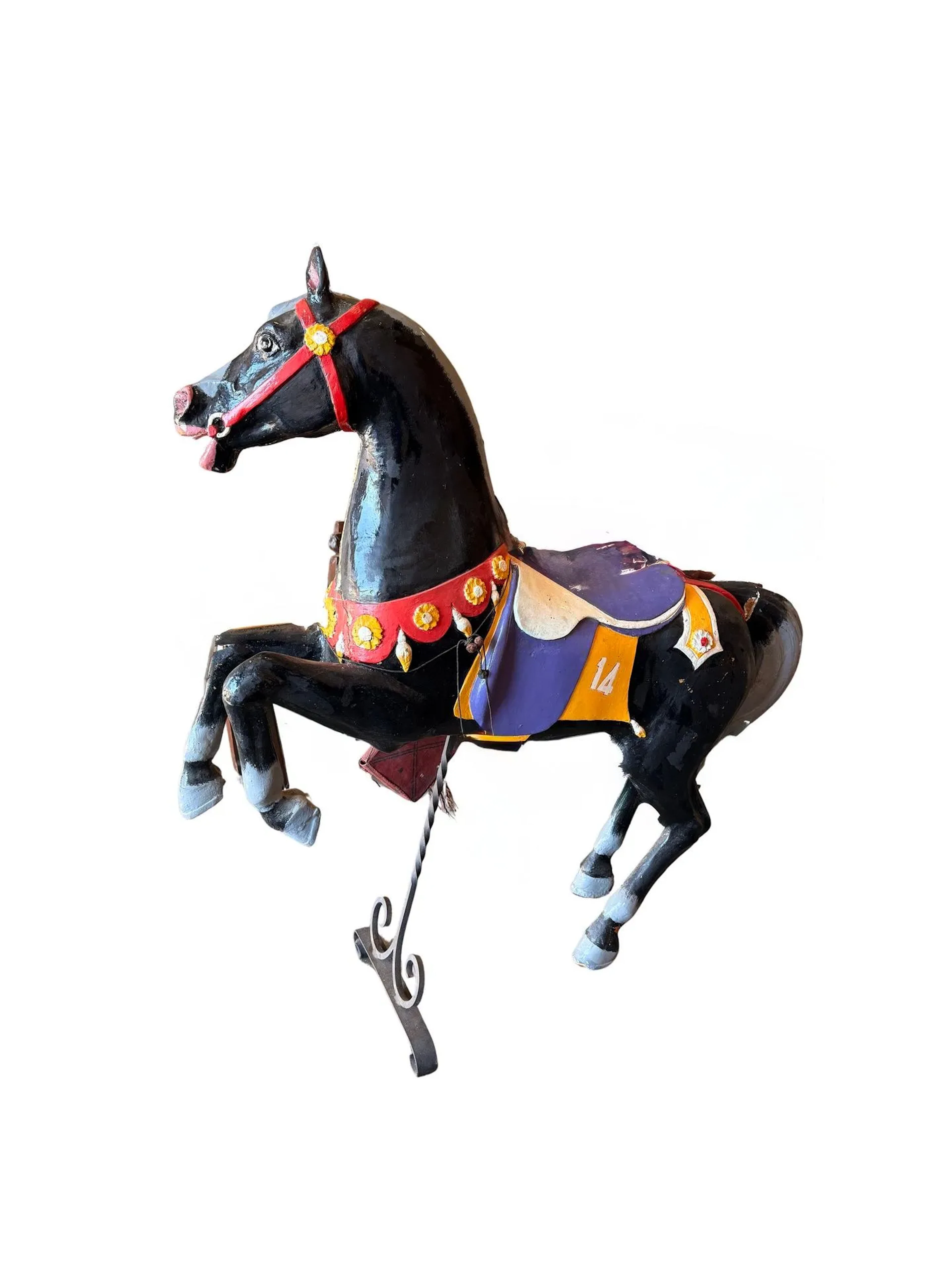 Rearing carousel horse made of resin and painted wrought iro - Lot 67