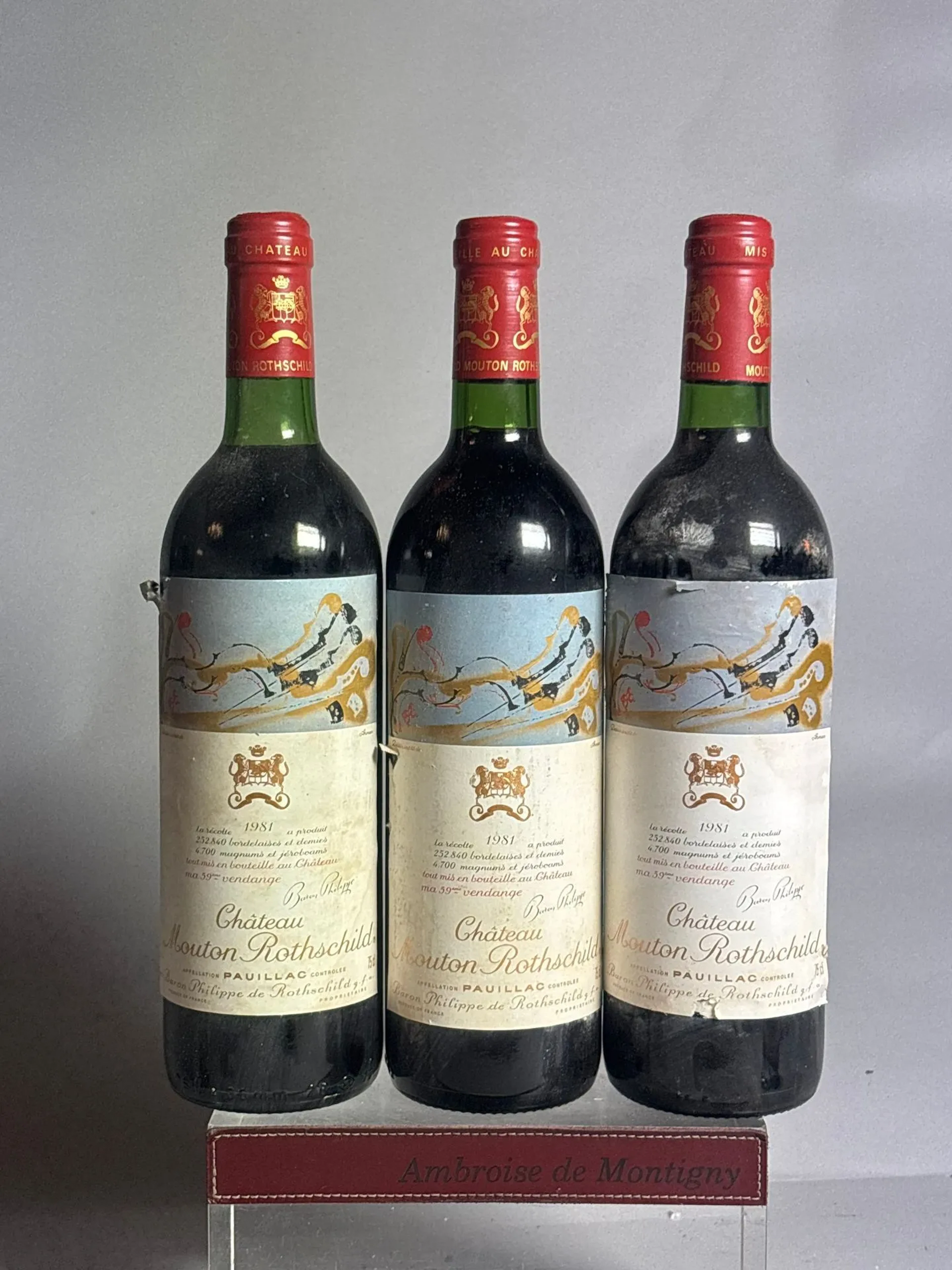 3 Bottles of Château Mouton Rothschild 1981 - 1er GCC Pauill - Lot 65