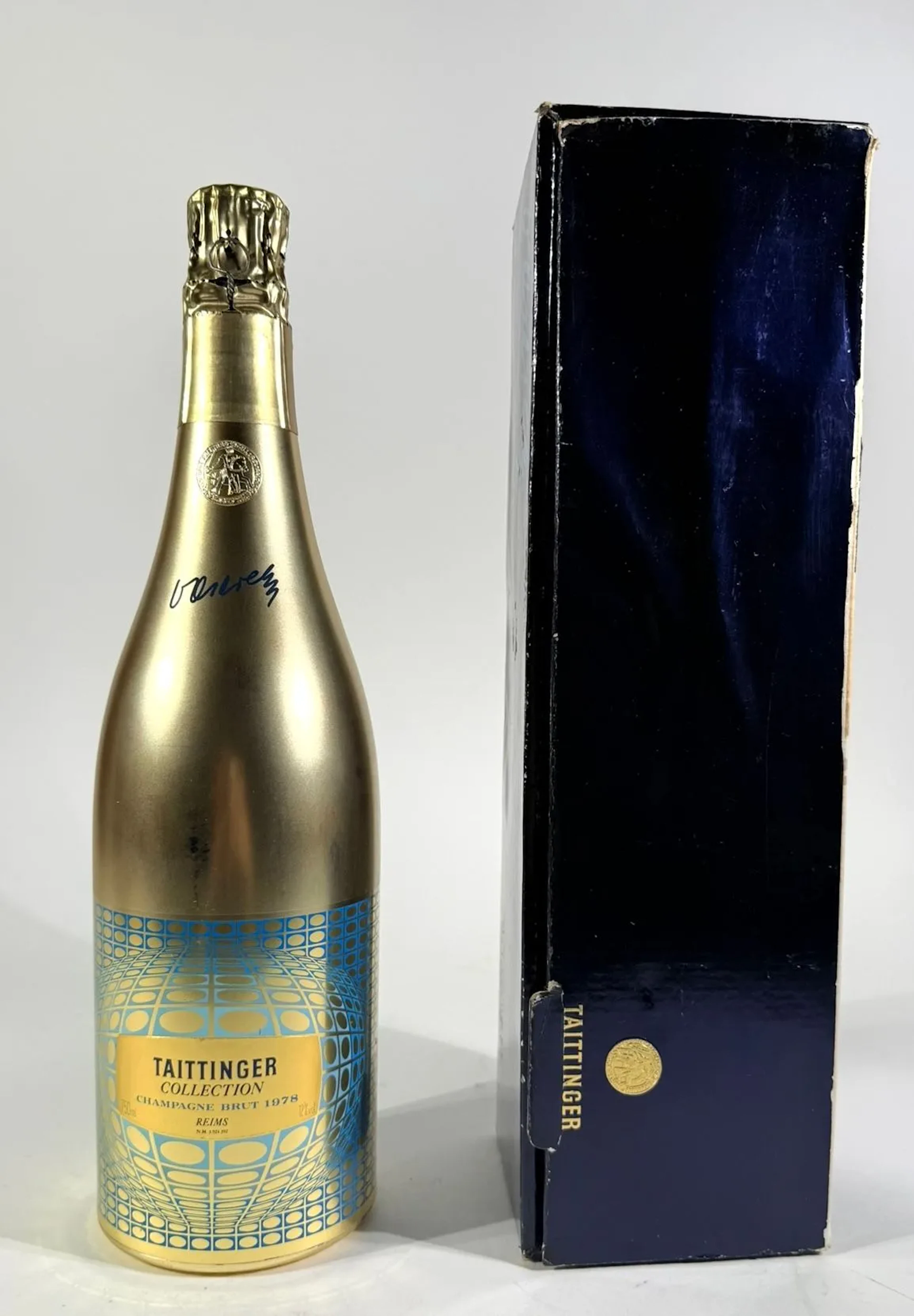 CHAMPAGNE TAITTINGER - Lot 227