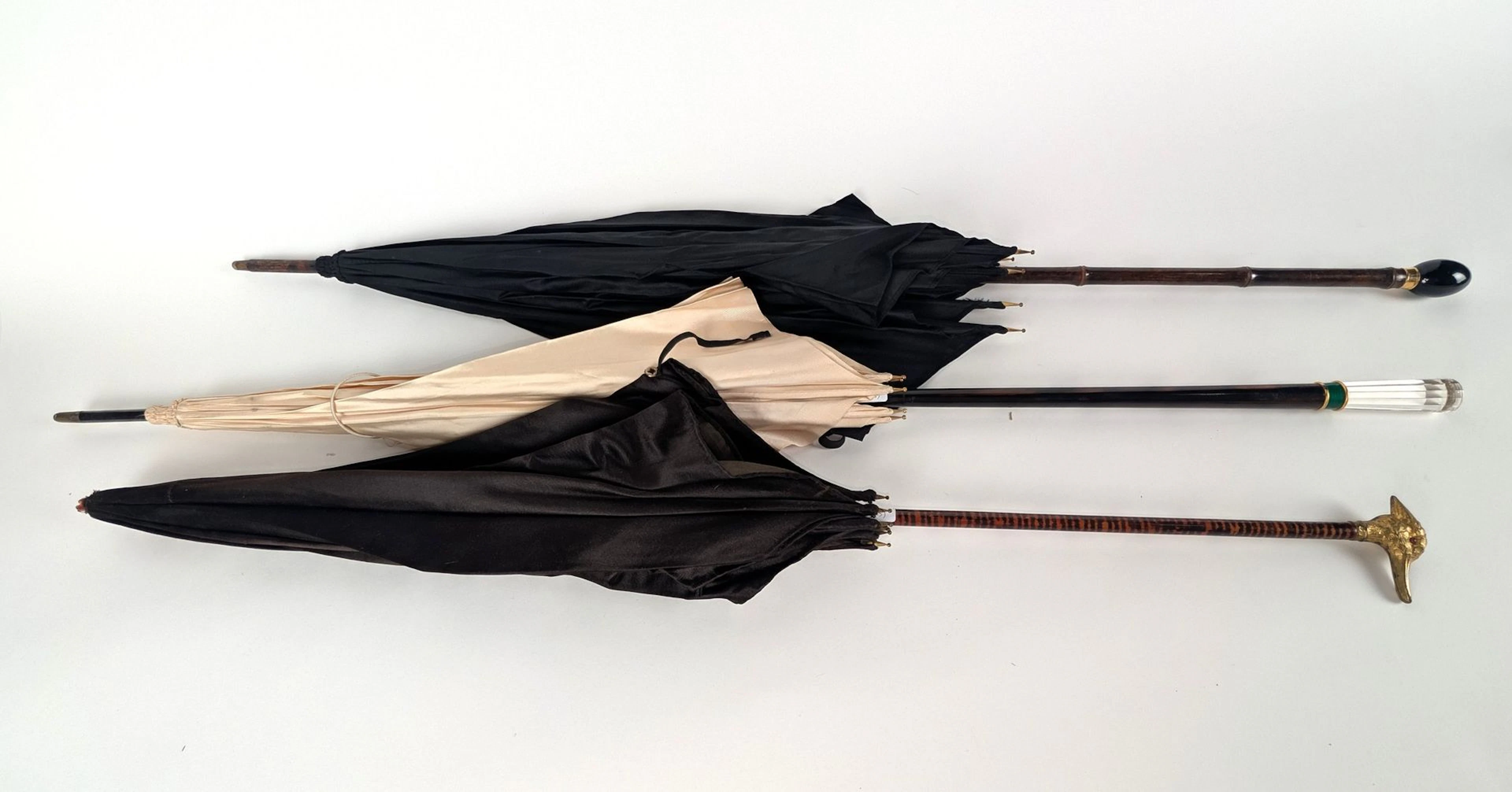Set of three parasols or umbrellas, circa 1900 - Lot 174