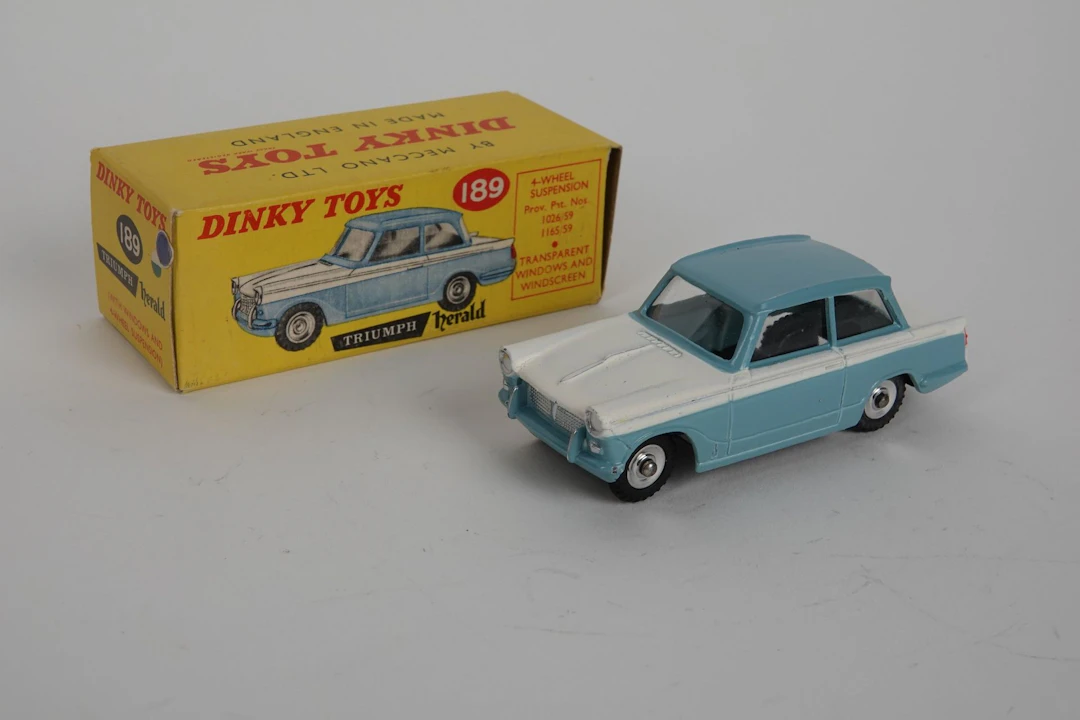 DINKY TOYS - ENGLAND (1) - Lot 55