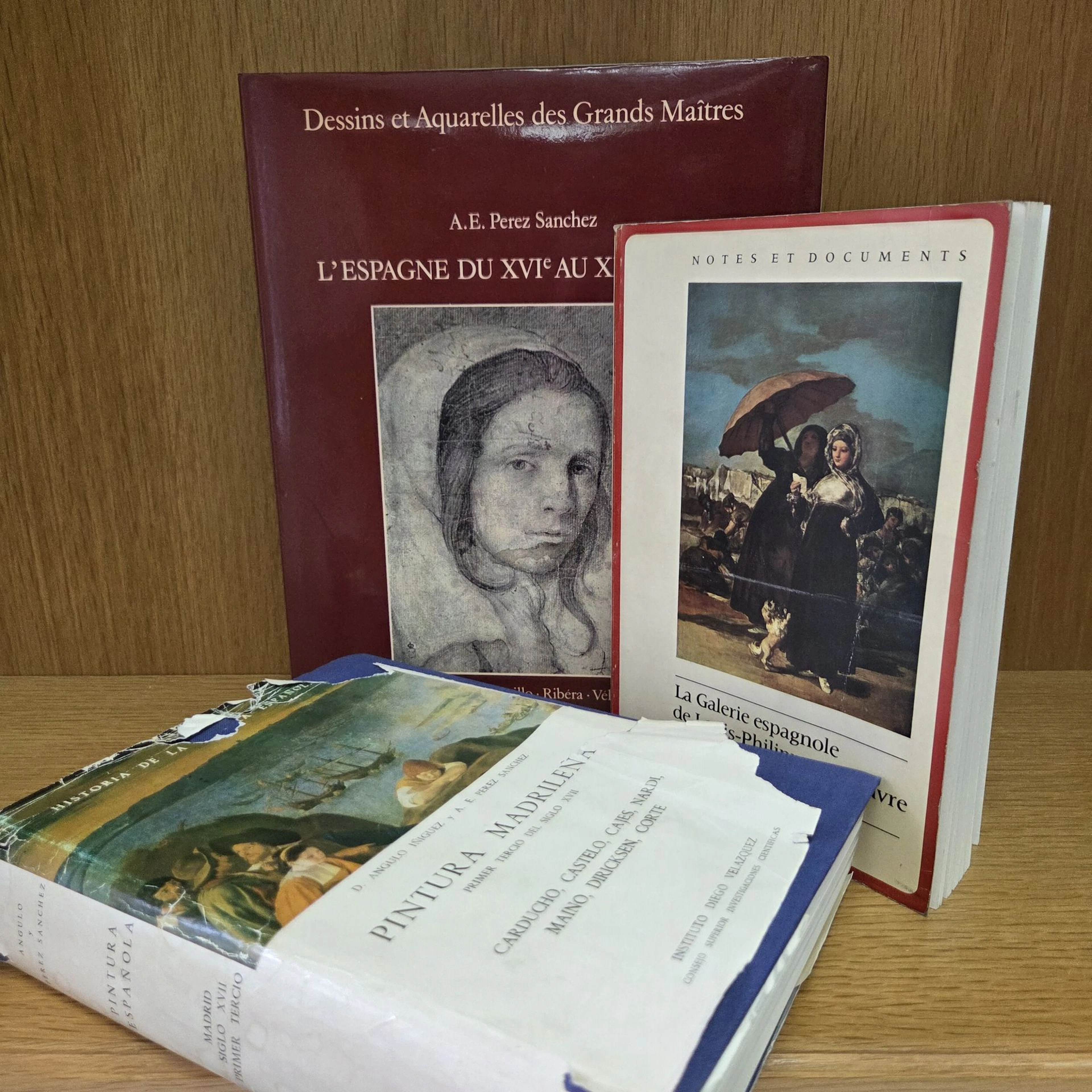Set of three books on Spanish painting: - Lot 292