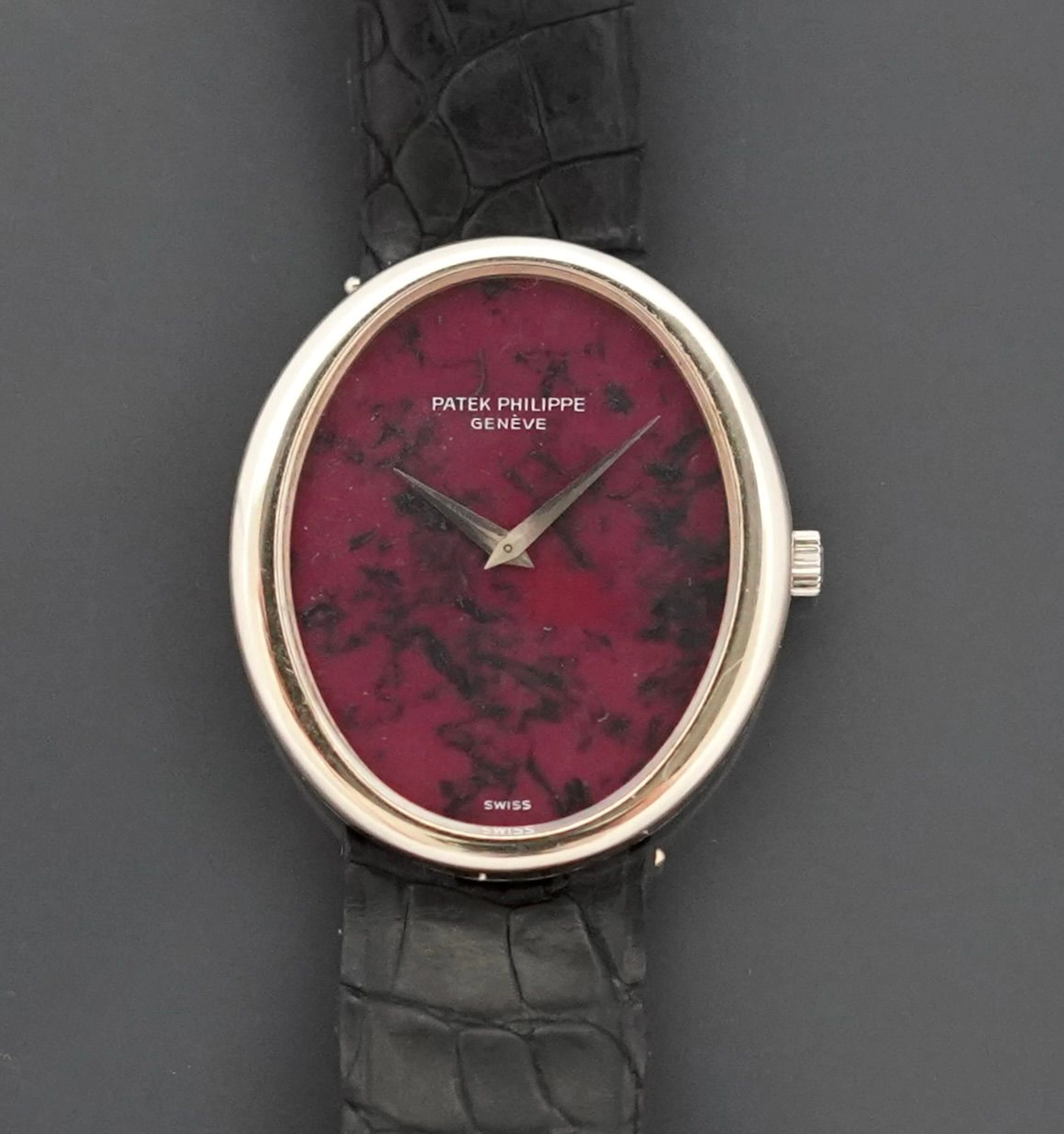PATEK PHILIPPE - Lot 358