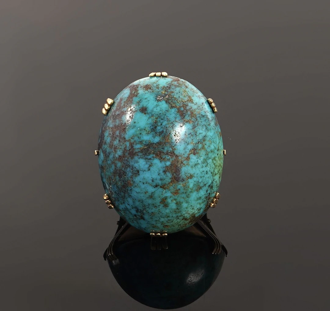 18k yellow gold ring (750 fineness) featuring a large oval-c - Lot 190