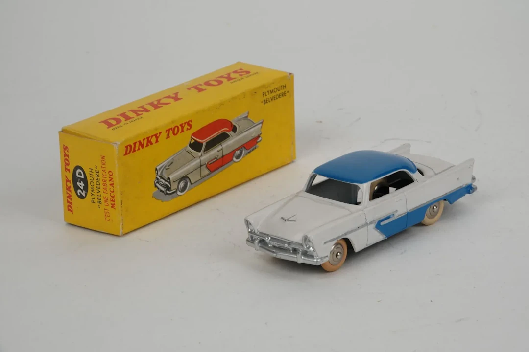 DINKY TOYS - FRANCE (1) - Lot 239