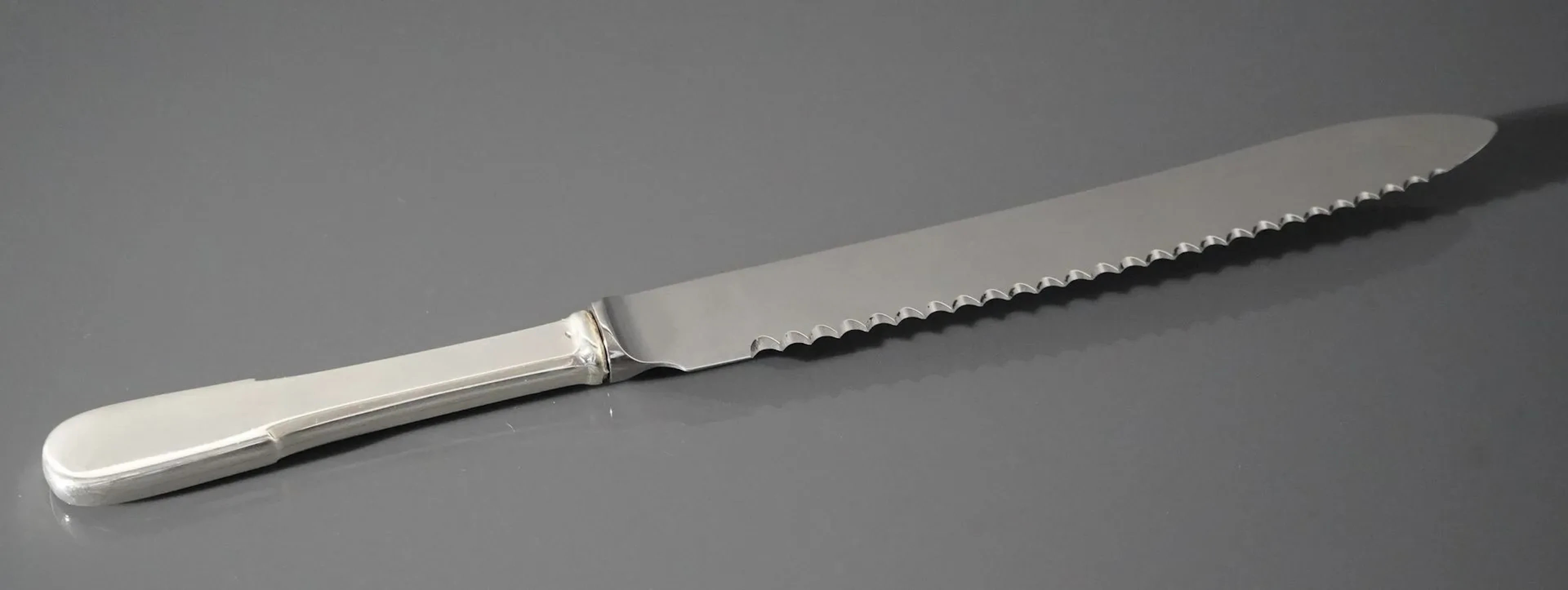 Bread knife, single-blade model, 925 thousandths silver hand - Lot 189