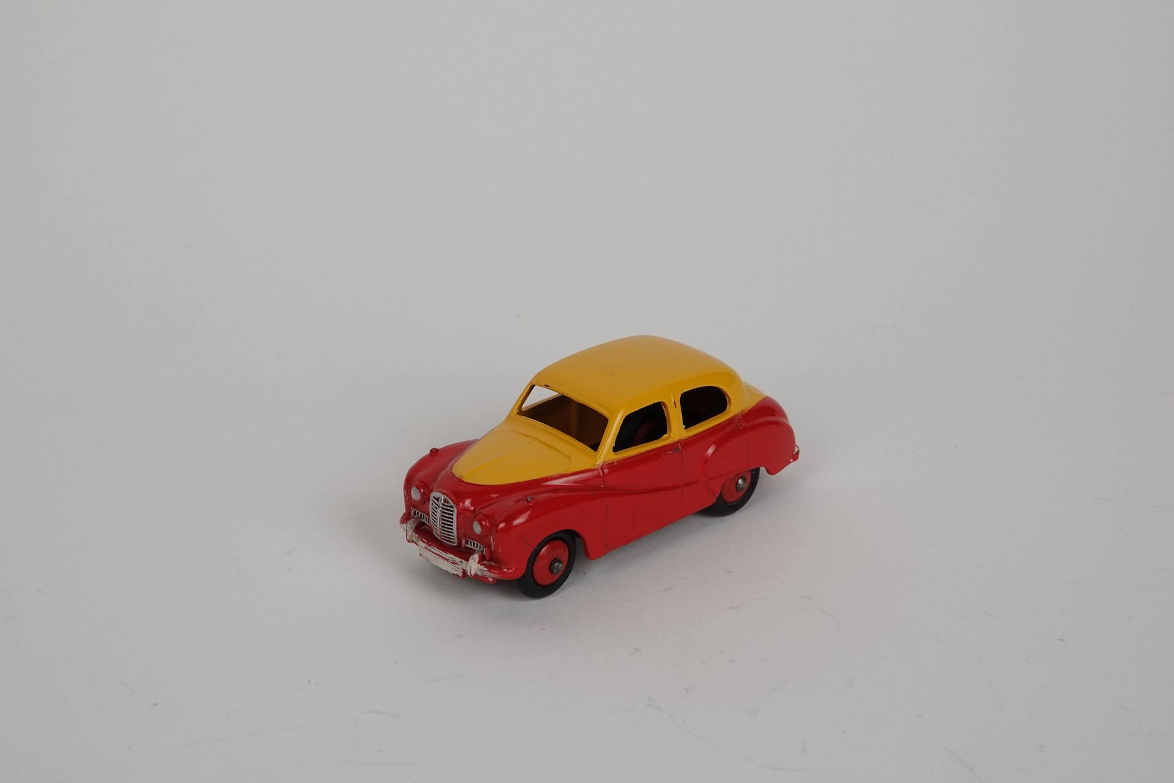 DINKY TOYS - ENGLAND (1) - Lot 67