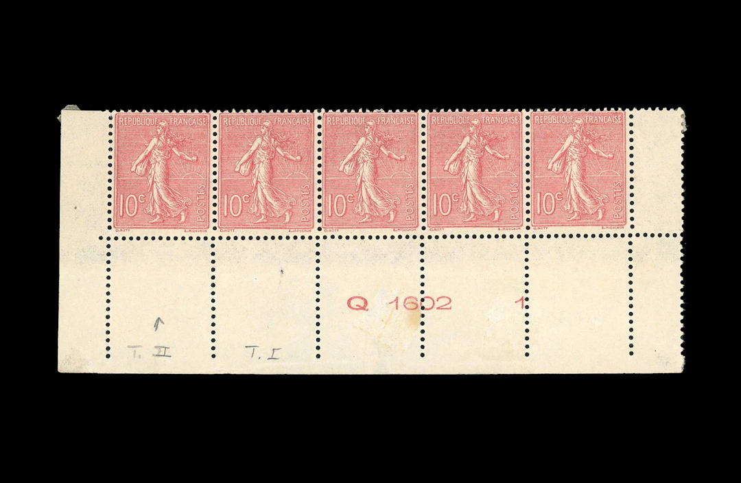 10c. Pink. Type II. Recto-verso. Band of 5. Bottom of sheet - Lot 104