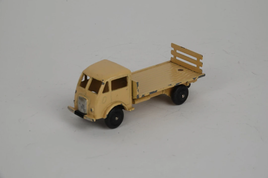 DINKY TOYS - FRANCE (1) - Lot 207
