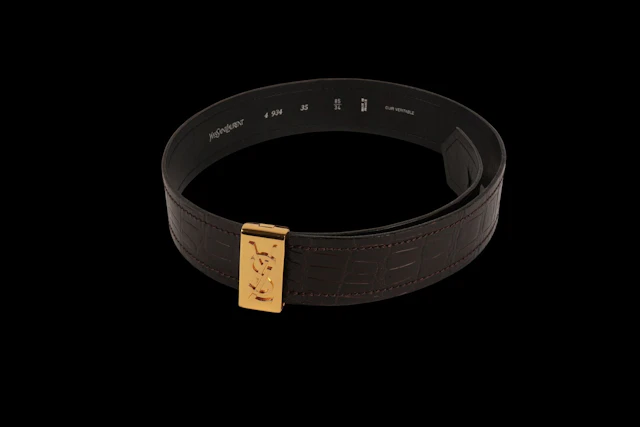 YVES SAINT LAURENT - Lot 41