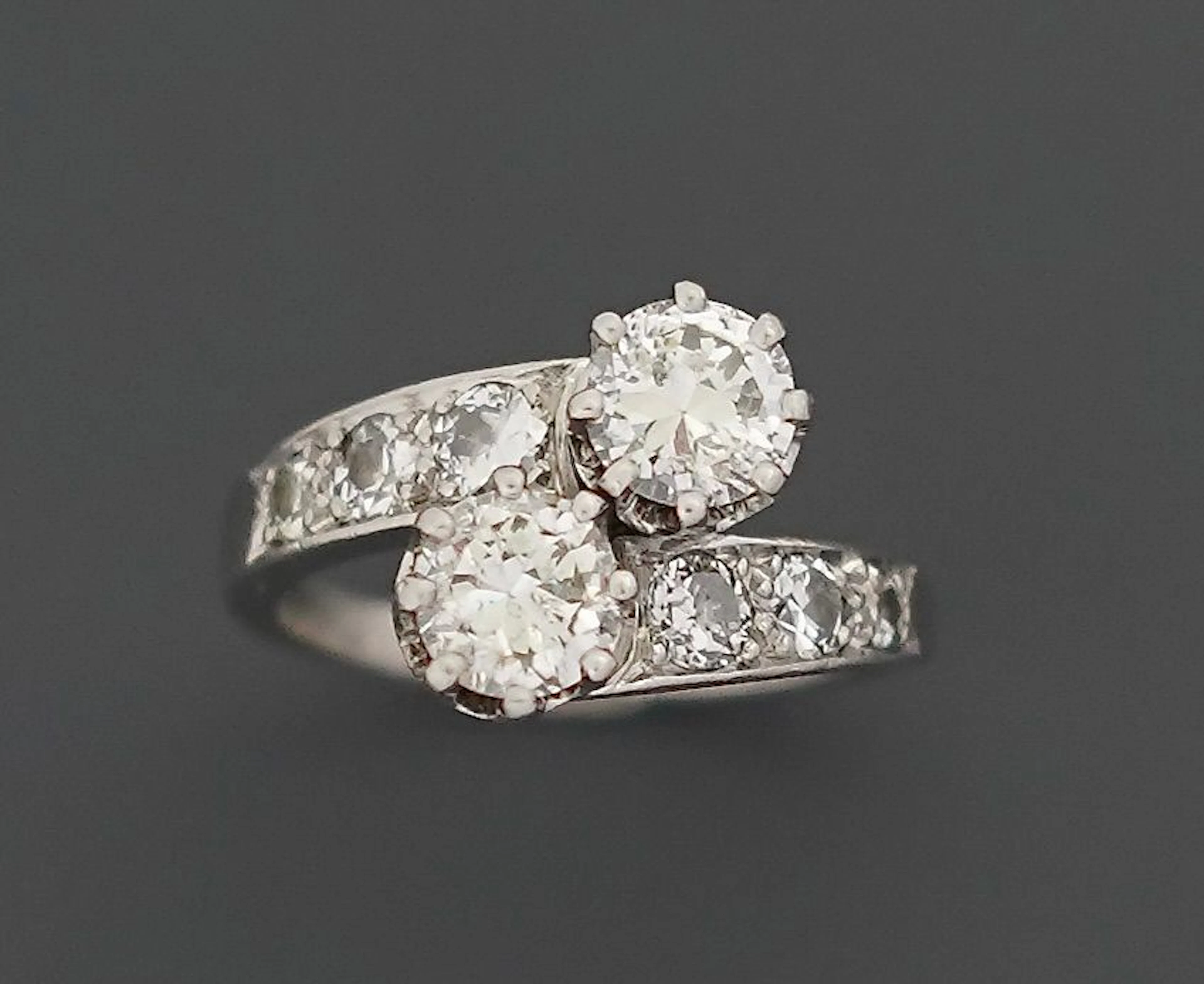 Toi et Moi ring in 18K 750 thousandths white gold set with t - Lot 303