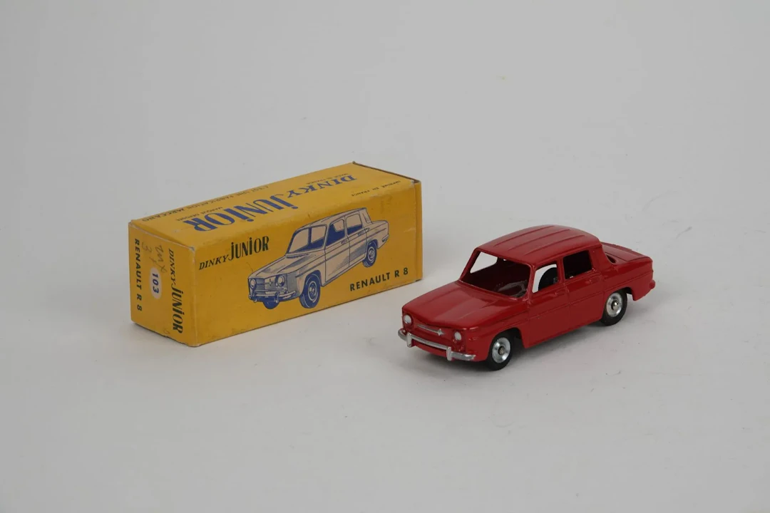 DINKY TOYS - FRANCE (1) - Lot 266
