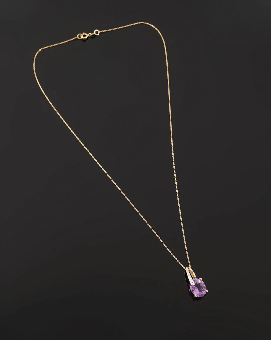 An 18k yellow gold (750) chain necklace with a forçat link d - Lot 180
