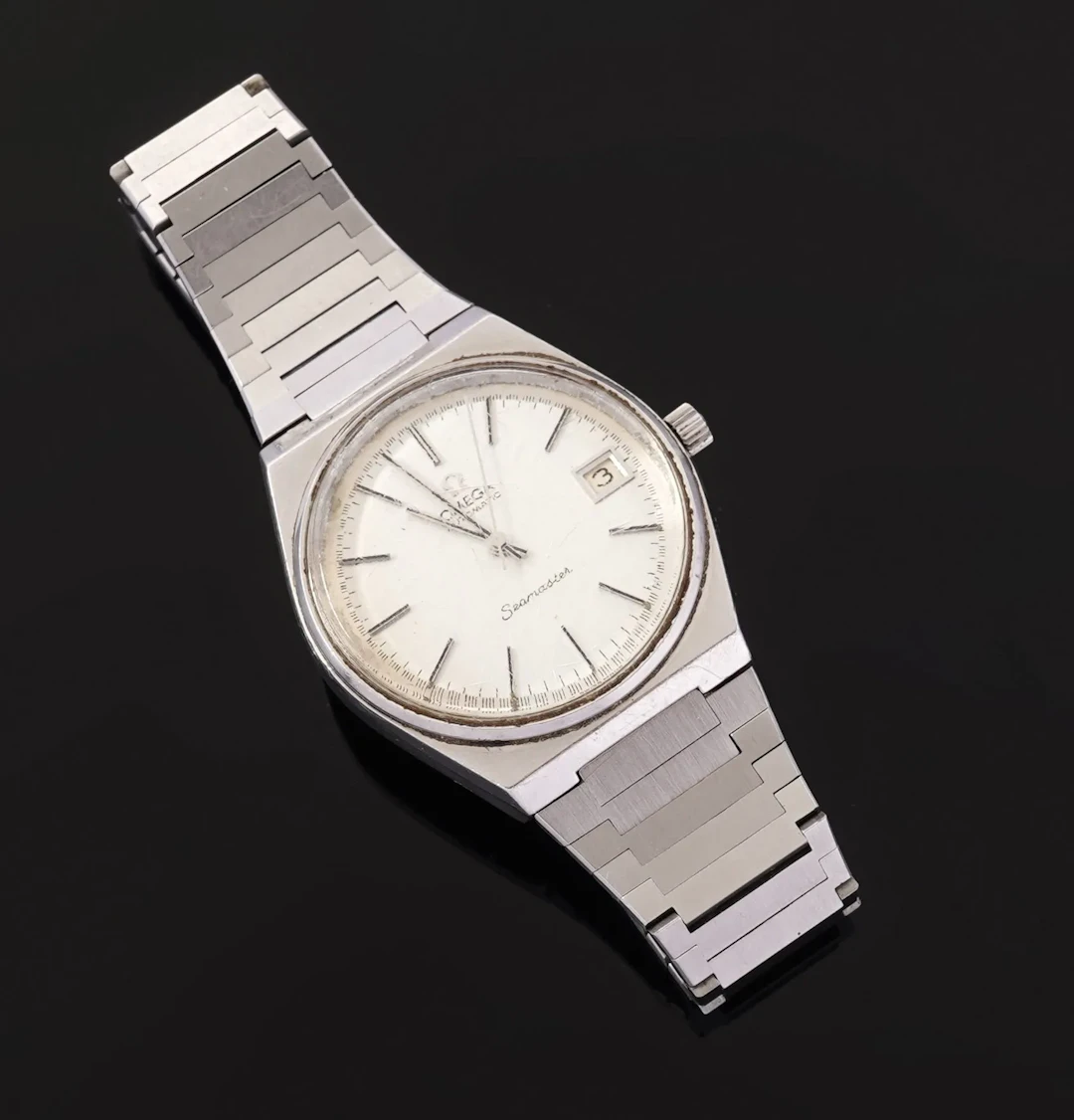 OMEGA - Lot 399