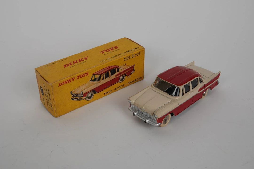 DINKY TOYS - FRANCE (1) - Lot 241