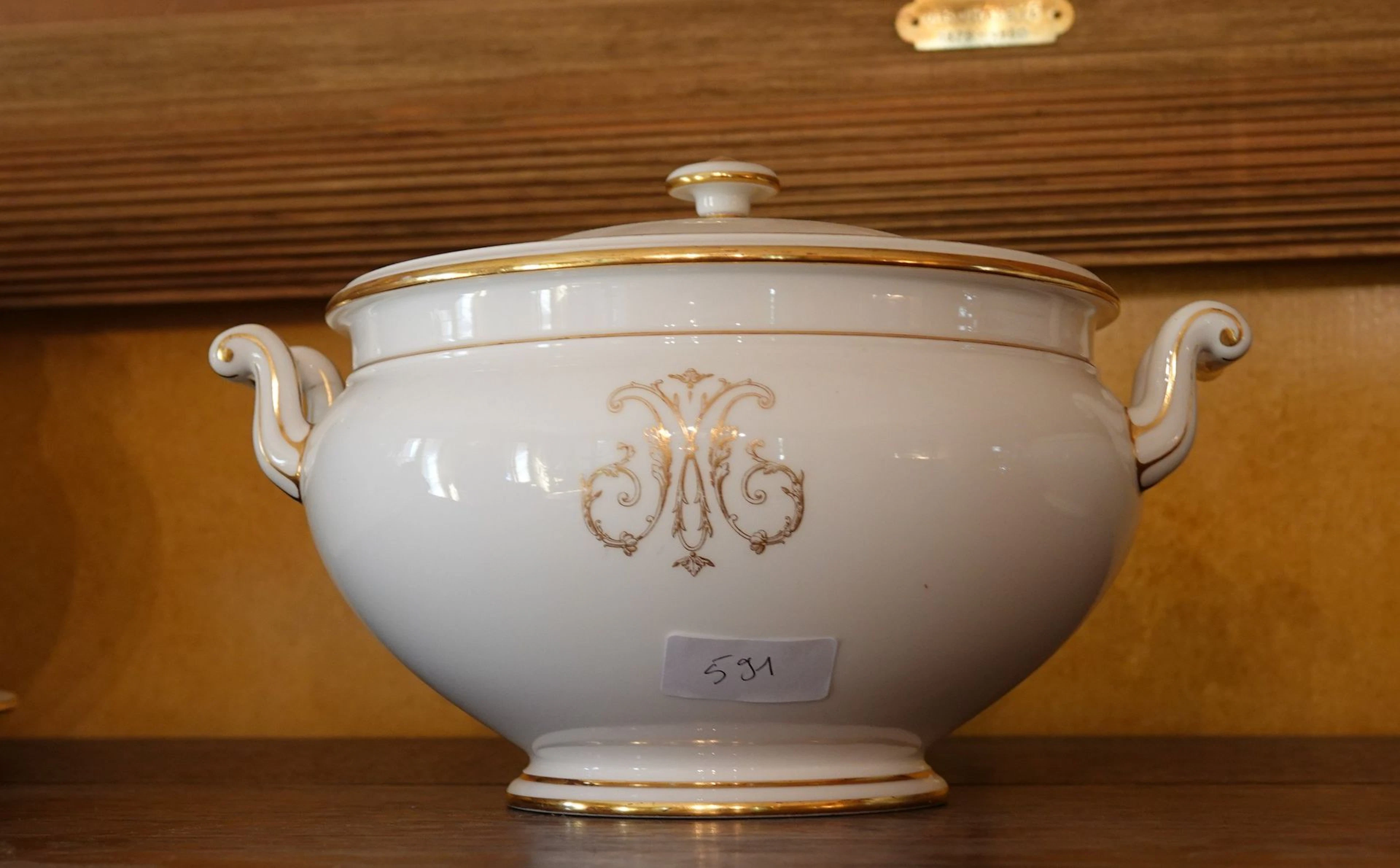 Sèvres - Lot 586