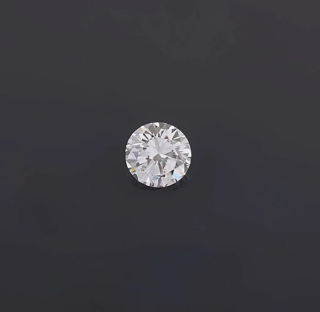 A 1.14-carat round brilliant-cut diamond accompanied by a ce - Lot 239