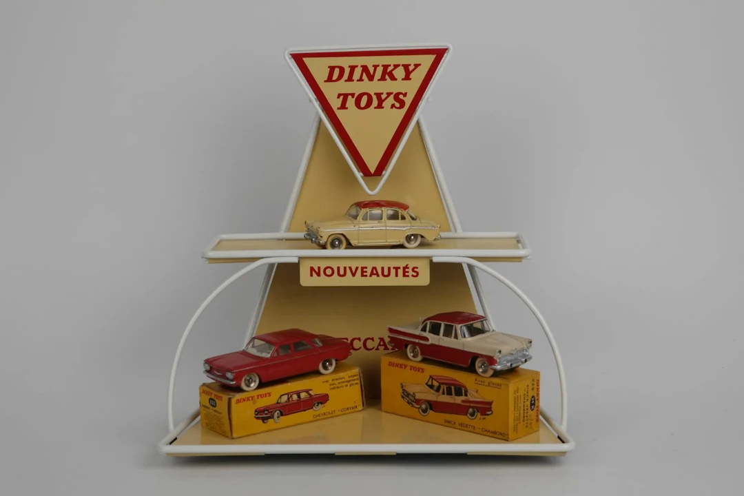 DINKY TOYS (REPRODUCTION) (1) - Lot 276