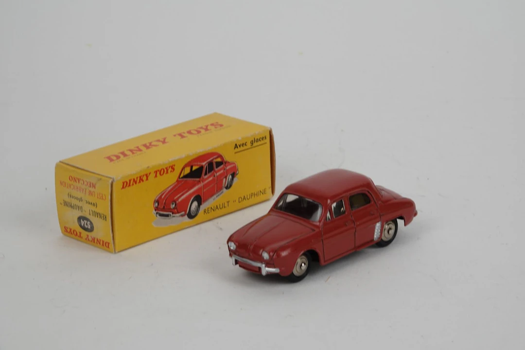 DINKY TOYS - FRANCE (1) - Lot 250