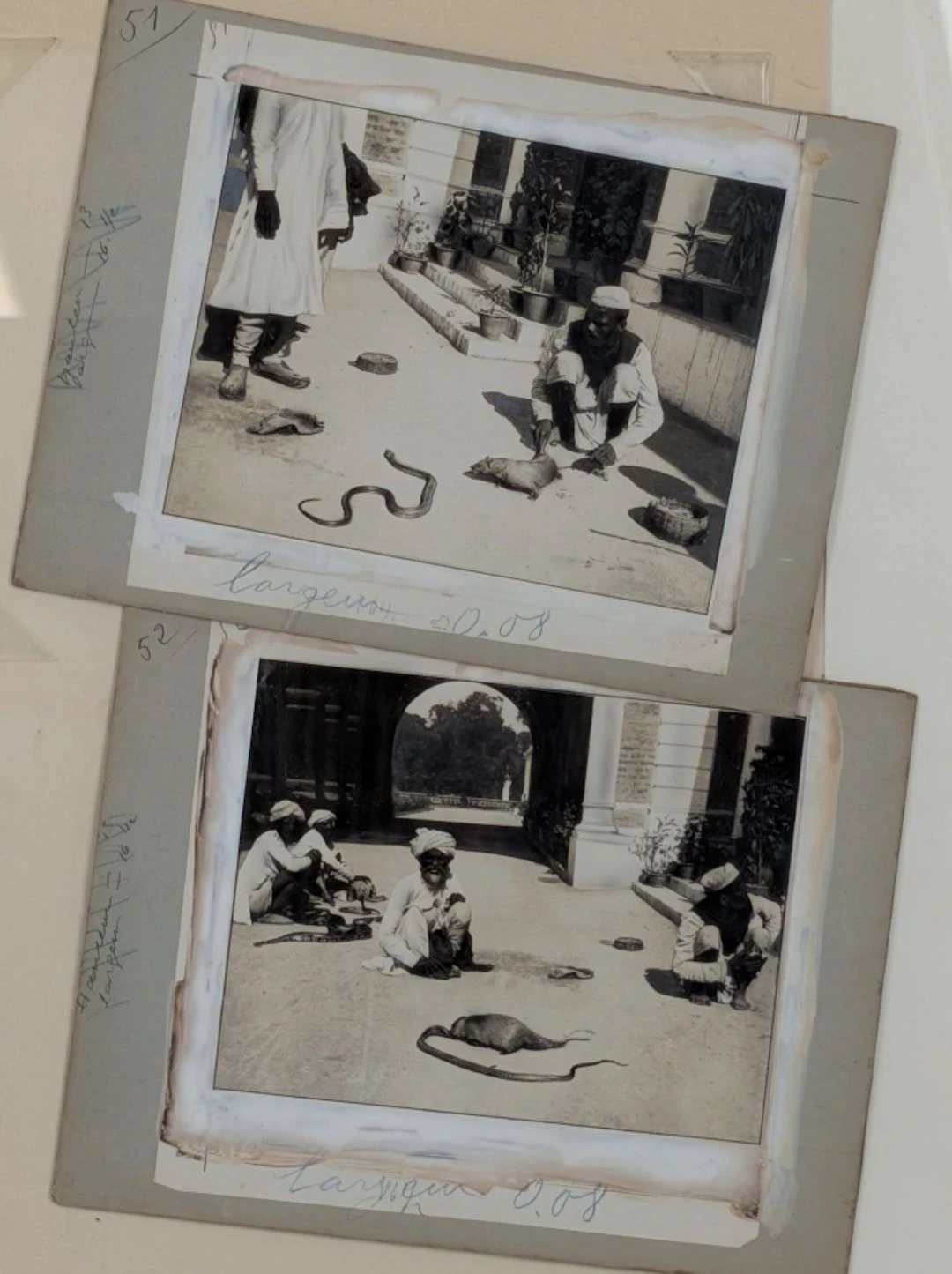 Unidentified photographer. India, Benares. Circa 1930. Set o - Lot 202