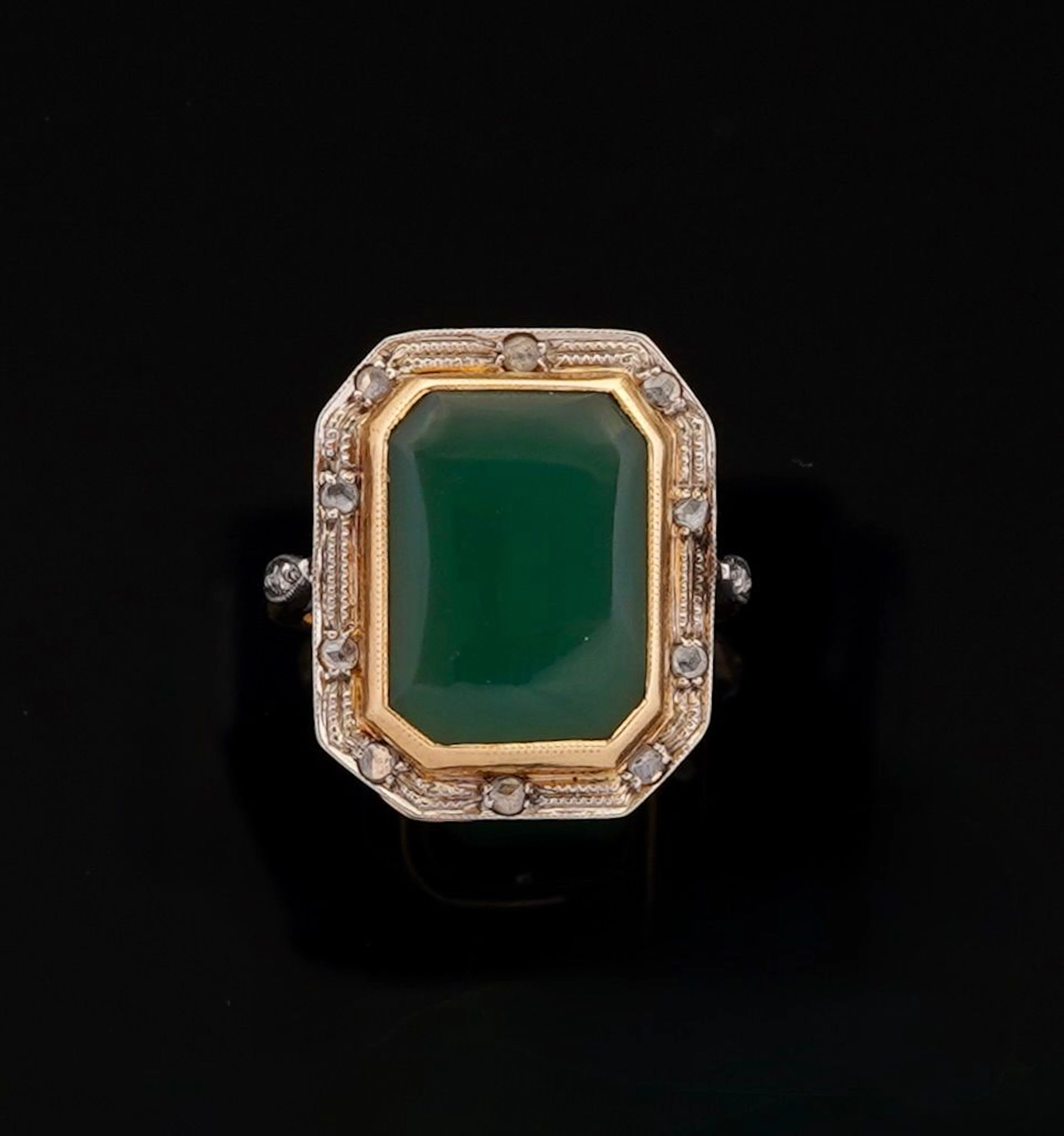 An 18k yellow gold ring (750 parts per thousand), featuring - Lot 138
