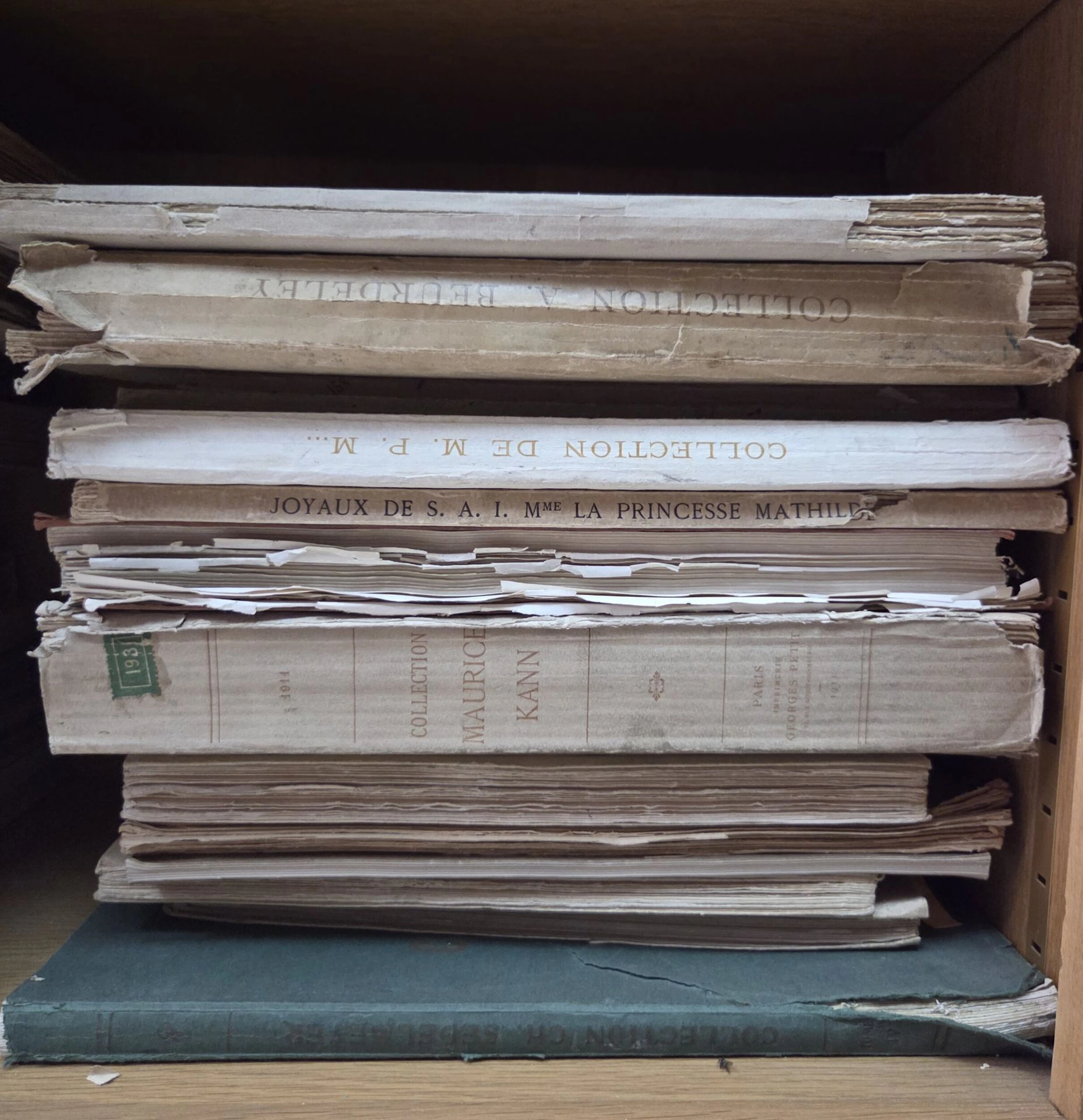 A large number of old sales catalogs: the Beurdeley collecti - Lot 427