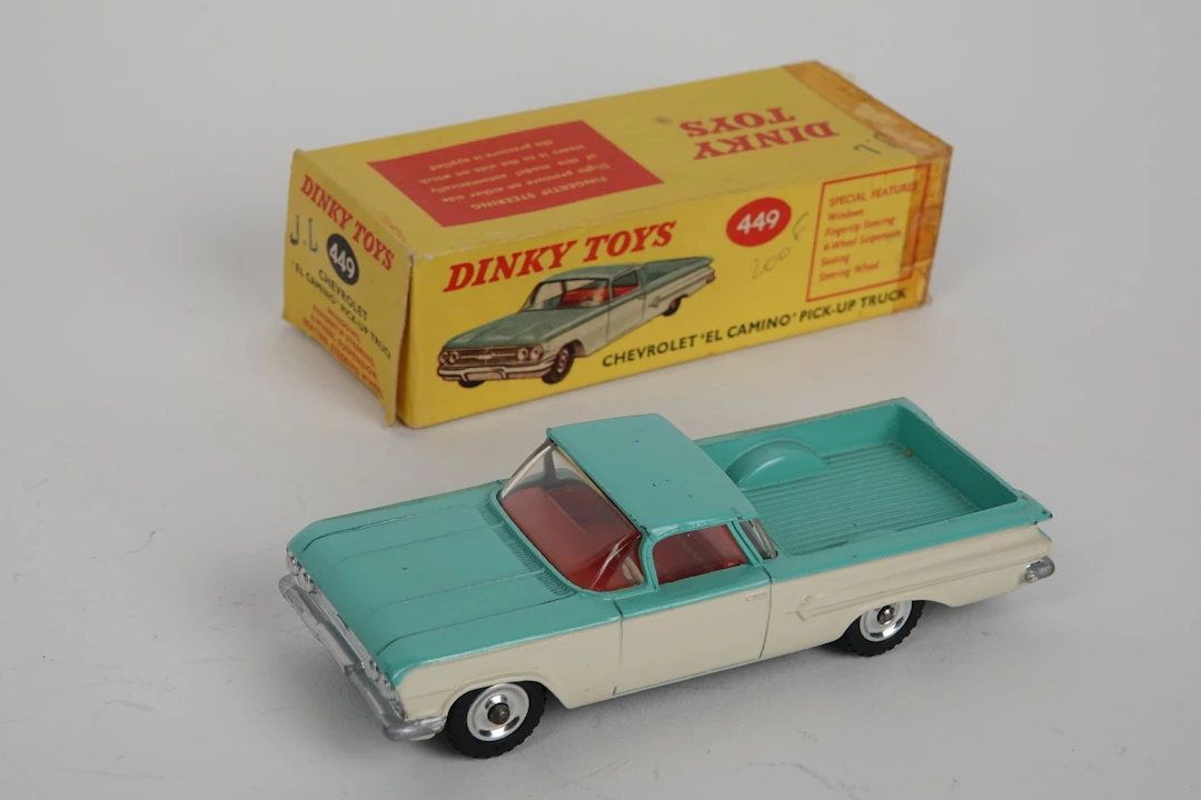 DINKY TOYS - ENGLAND (1) - Lot 58