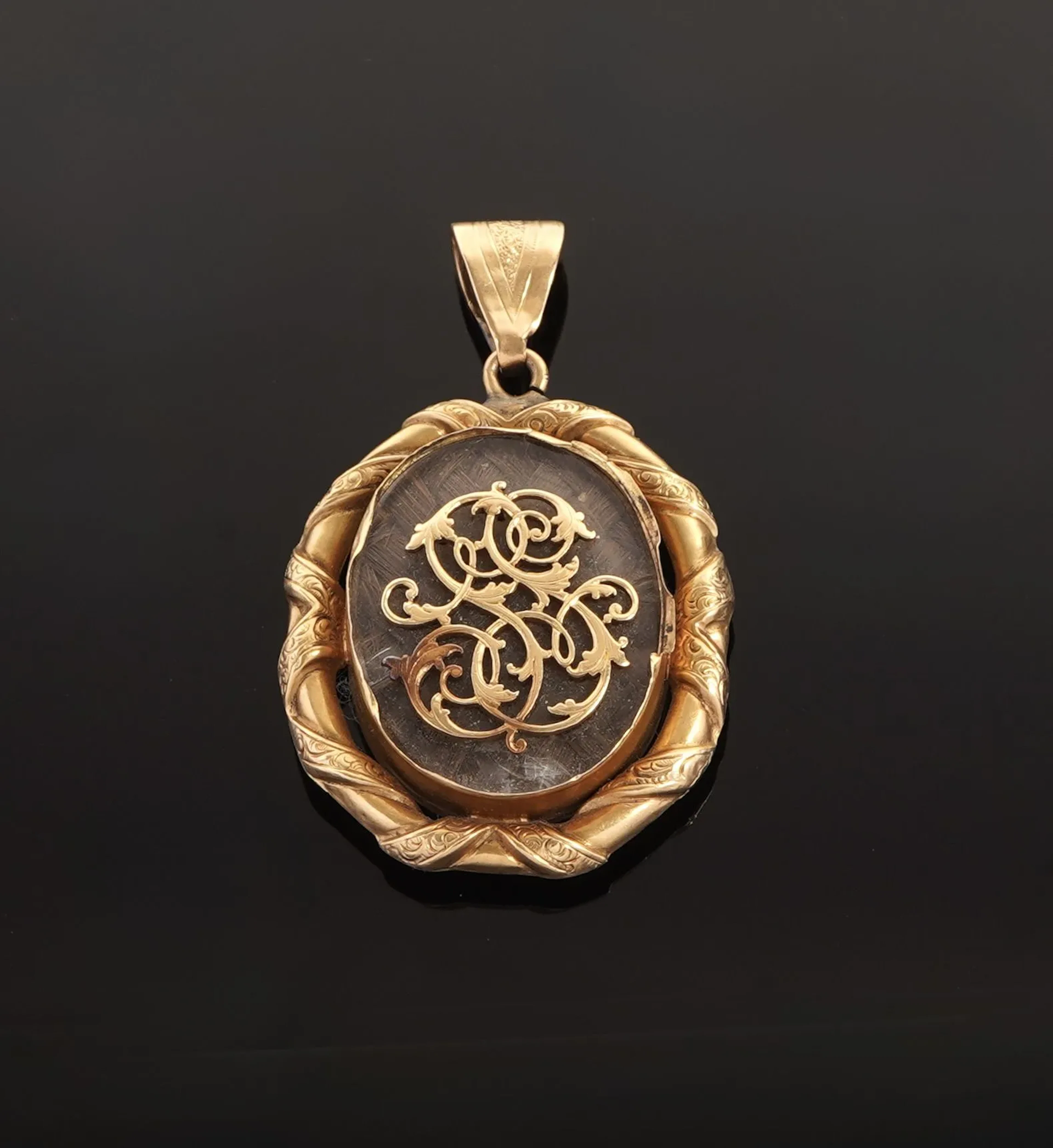 Sentimental Jewelry - Lot 127