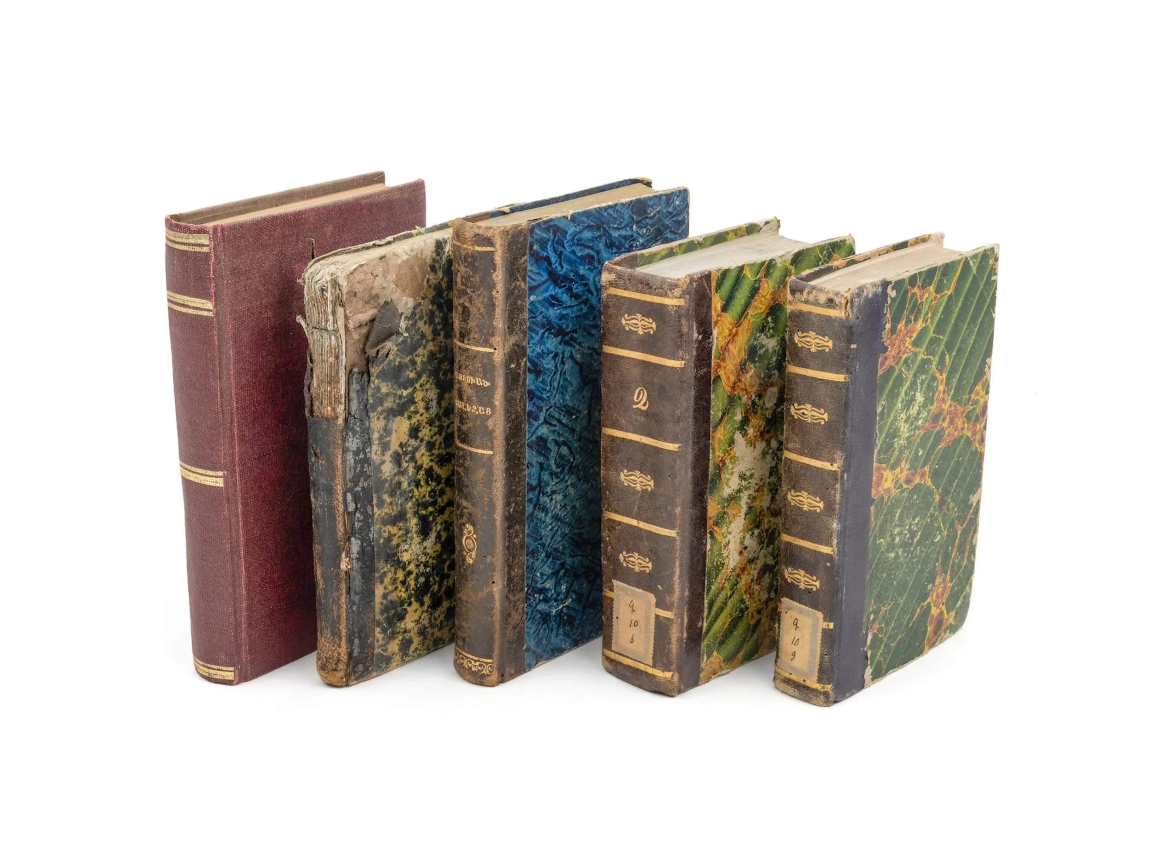 Lot of 5 books in Armenian 1- P. Minas Bejechkian dit Medici - Lot 286