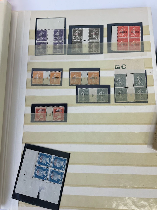 Algeria: Collection of new and used Algerian stamps, includi - Lot 79