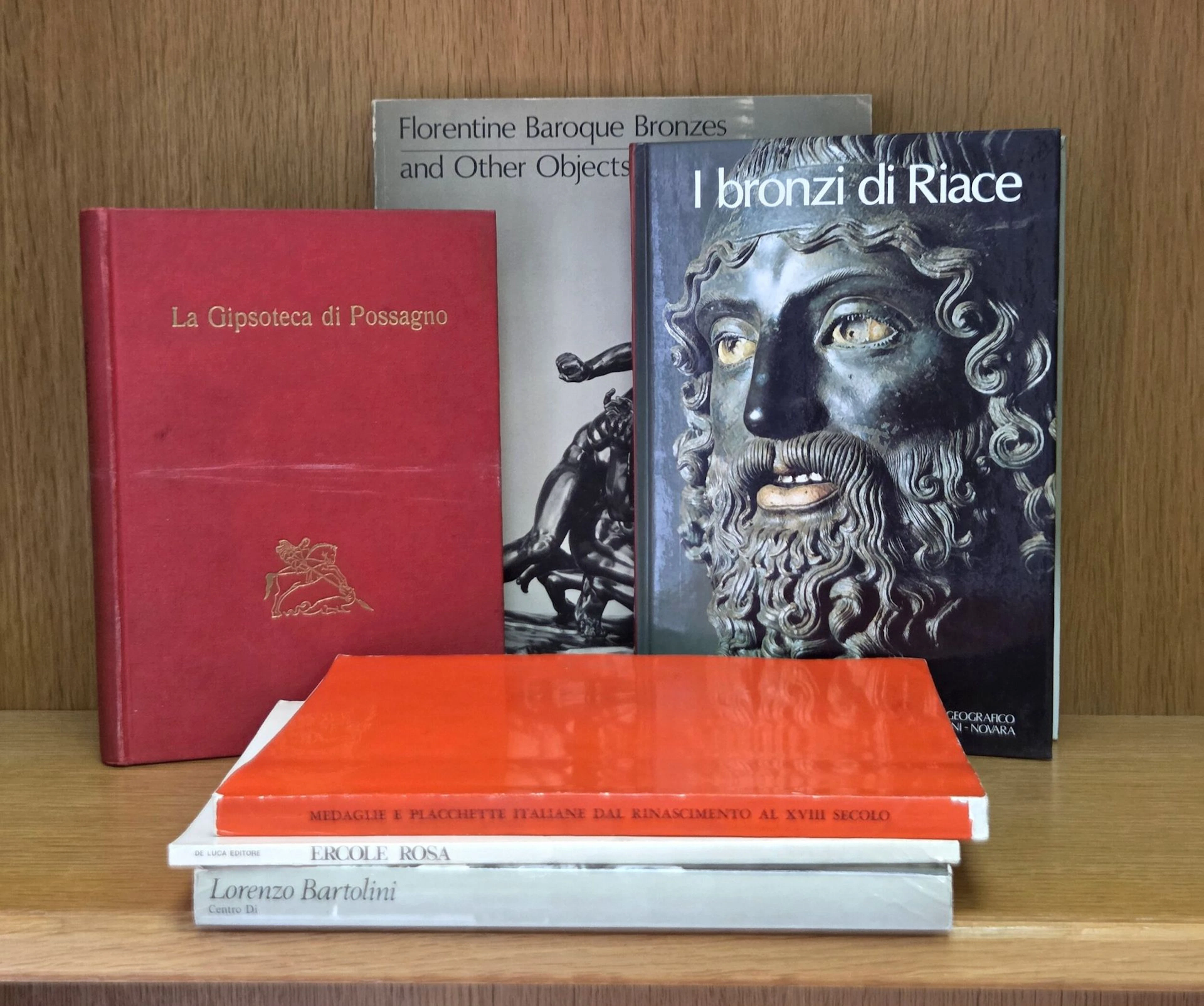 Set of small catalogs on Italian sculpture, including Lorenz - Lot 309