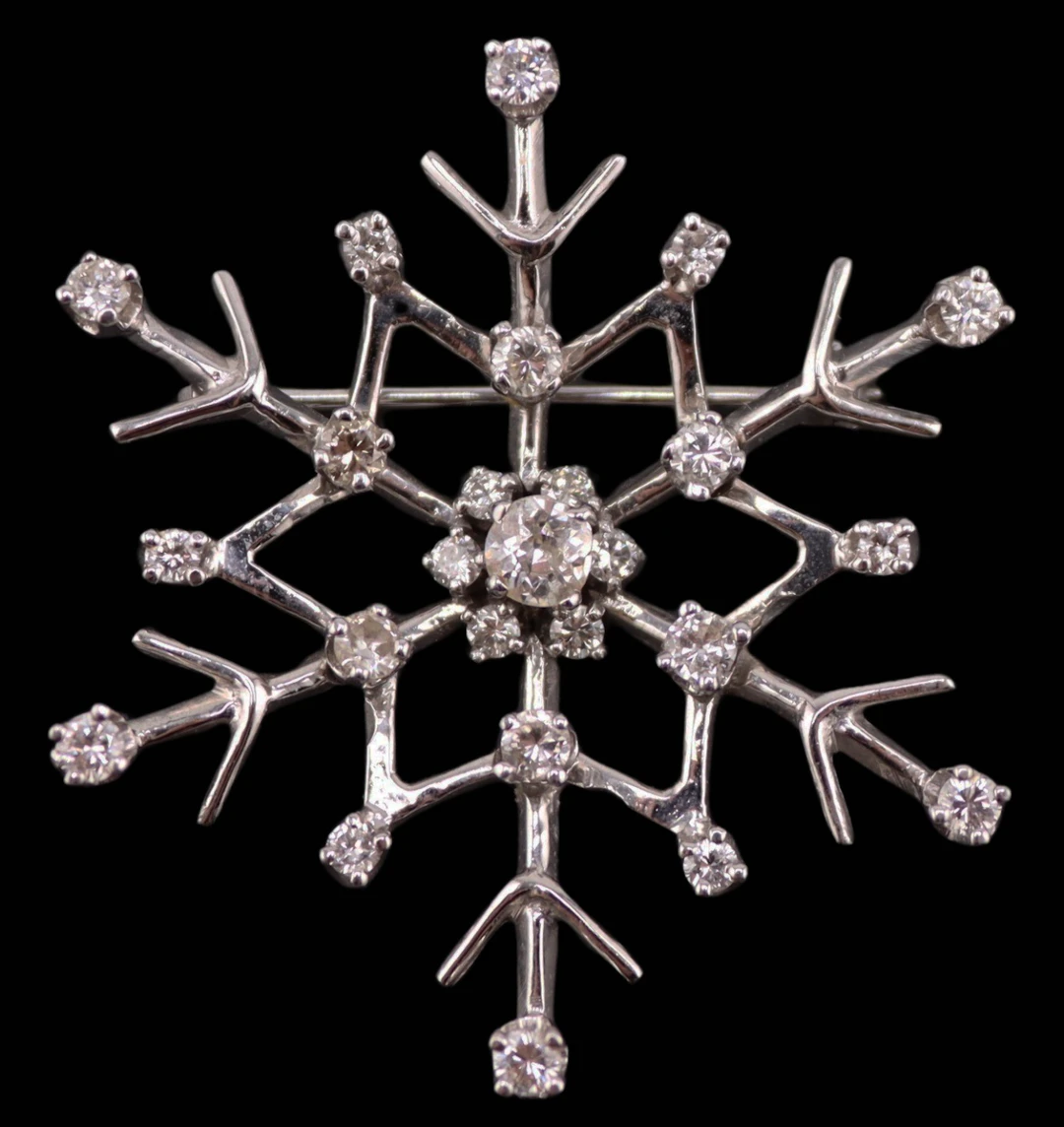 JEWELRY. 12.5kt White Gold and Diamond Snowflake