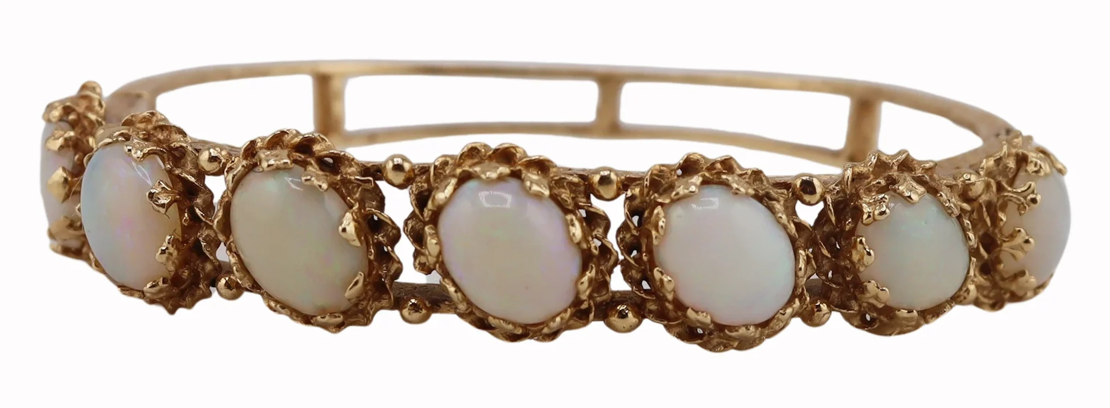 JEWELRY. Vintage 13kt Gold and Opal Bracelet.