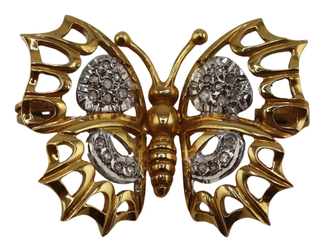 JEWELRY. 18kt Gold and Diamond Butterfly Brooch.