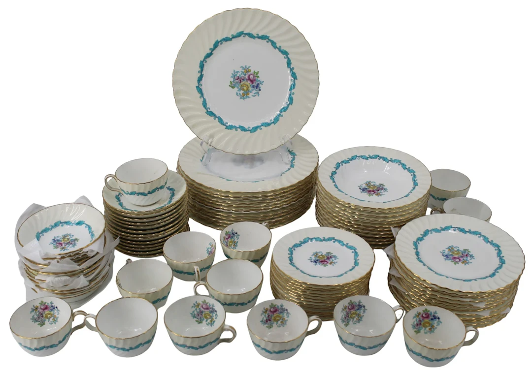 Large Minton "Ardmore" Dinner Service